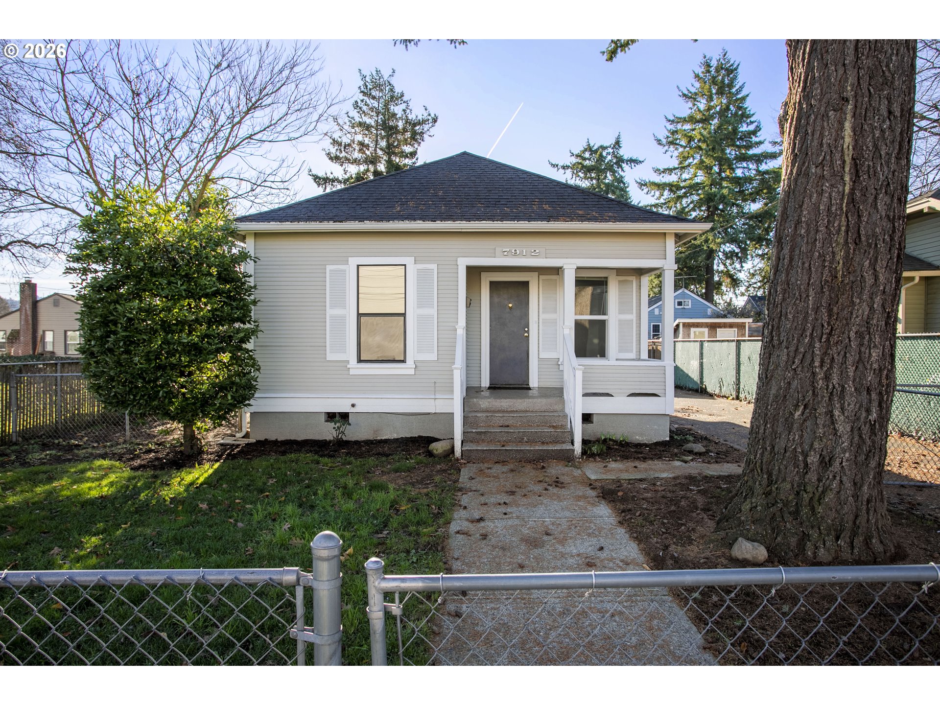 7912 SE Harold St — photo