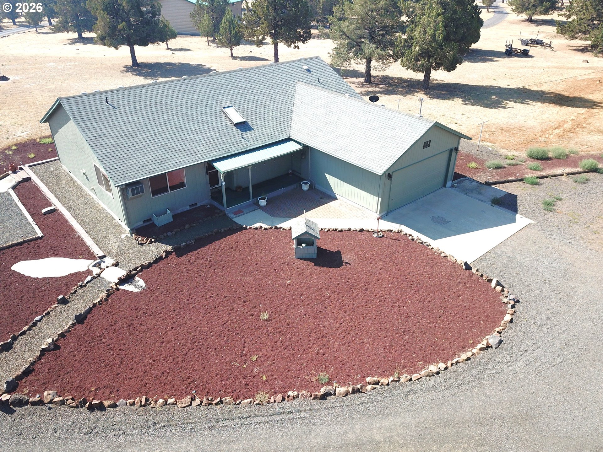 8152 SW Paious Dr — photo