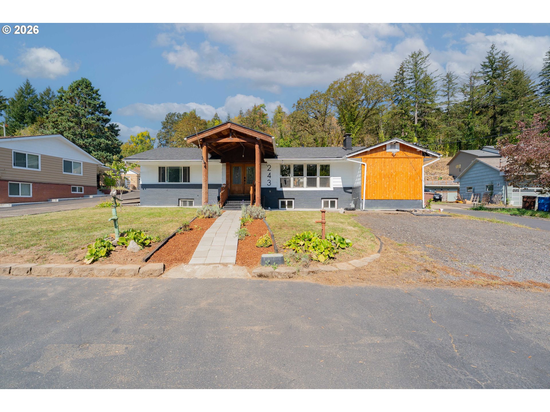 243 N Shepherd Rd — photo