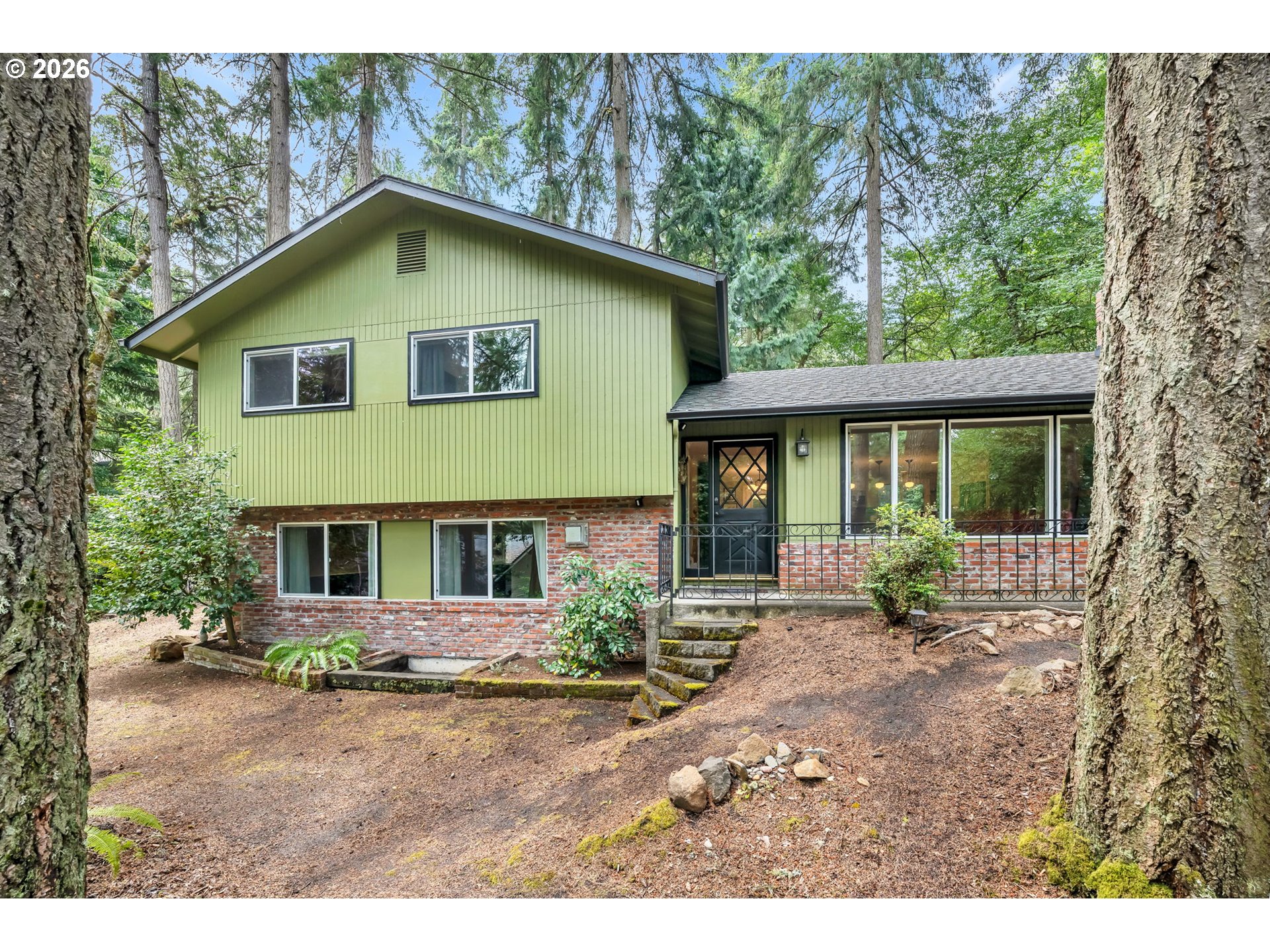2897 Timberline Dr, Eugene, OR 97405 — photo 2