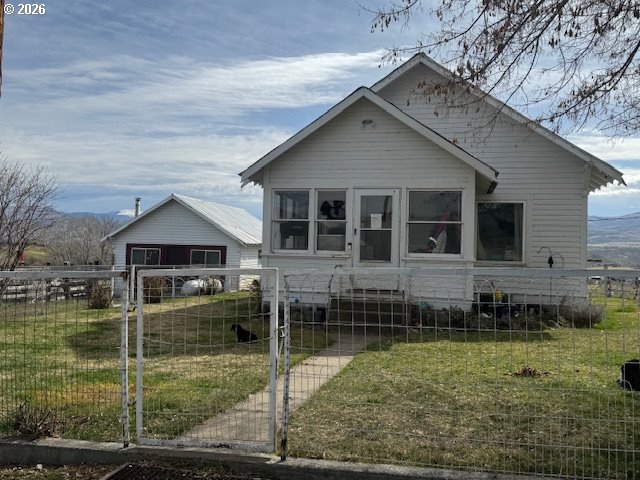 38901 Highway 86 — photo