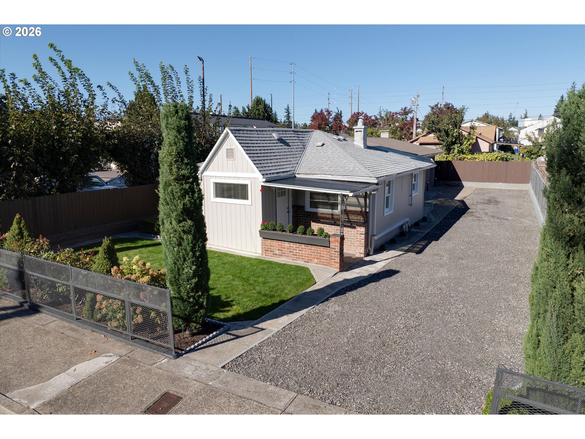 18149 SE Pine St — photo