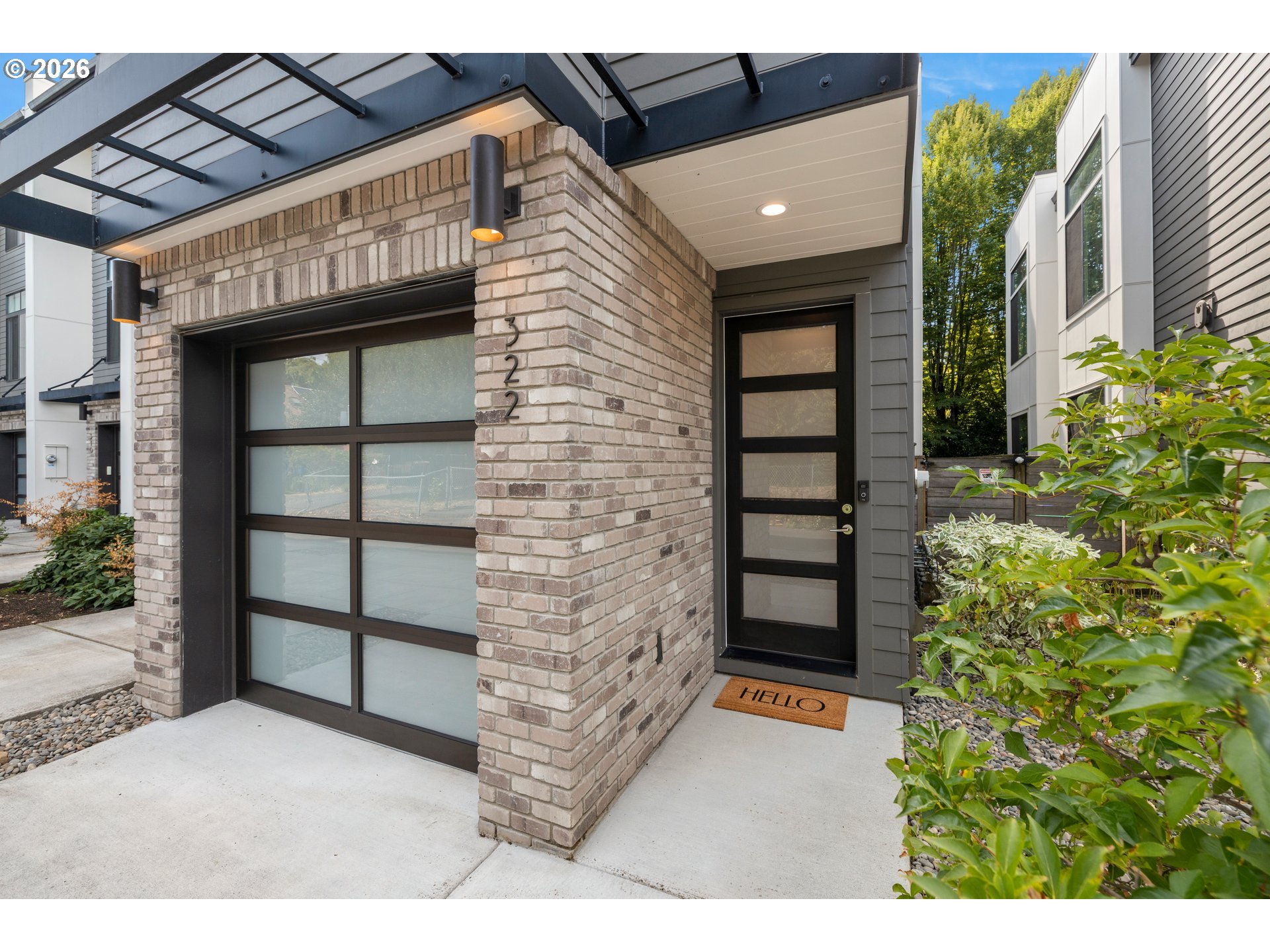 322 N Ivy St — photo