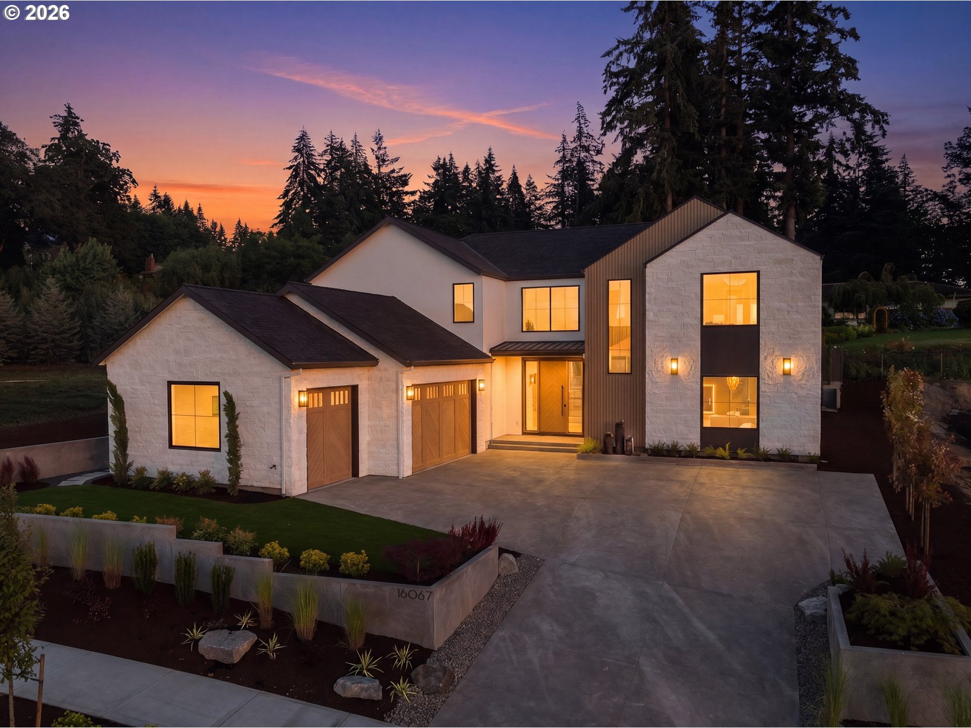 16067 Kaylyn Dr — photo