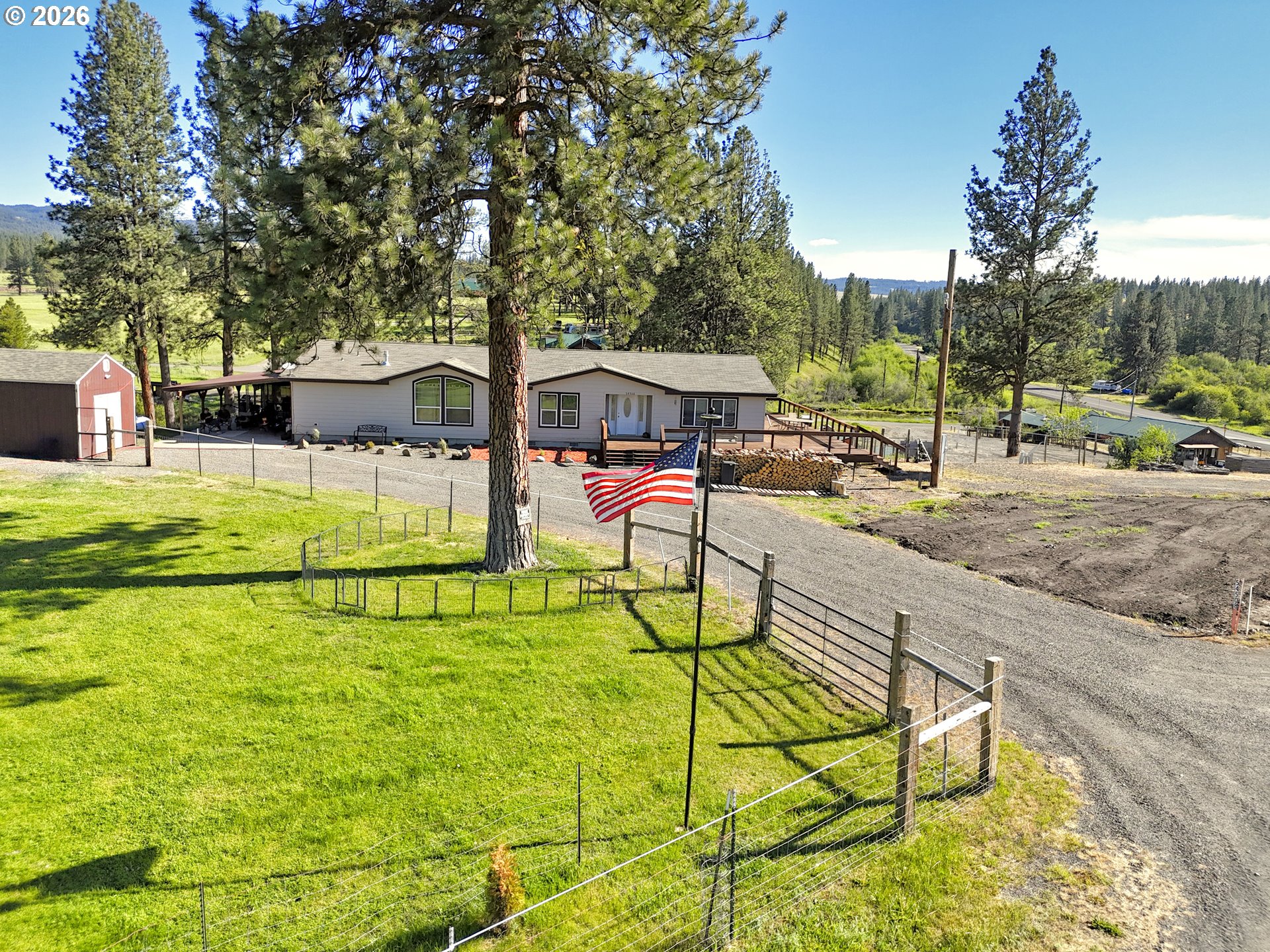 54508 Coombs Loop — photo