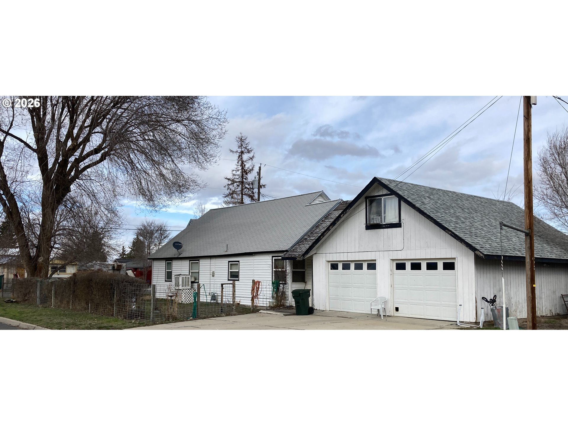 2249 Miller Ave — photo