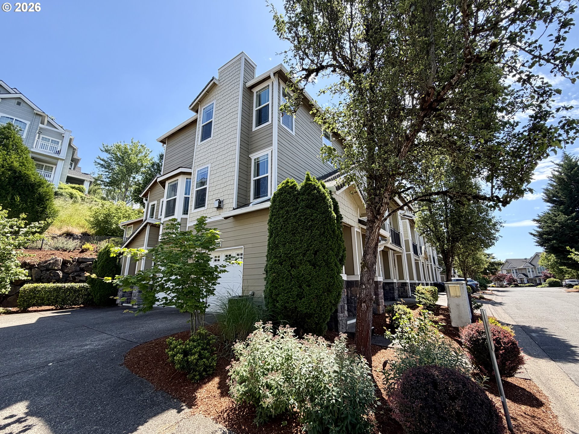 3810 Summerlinn Dr — photo