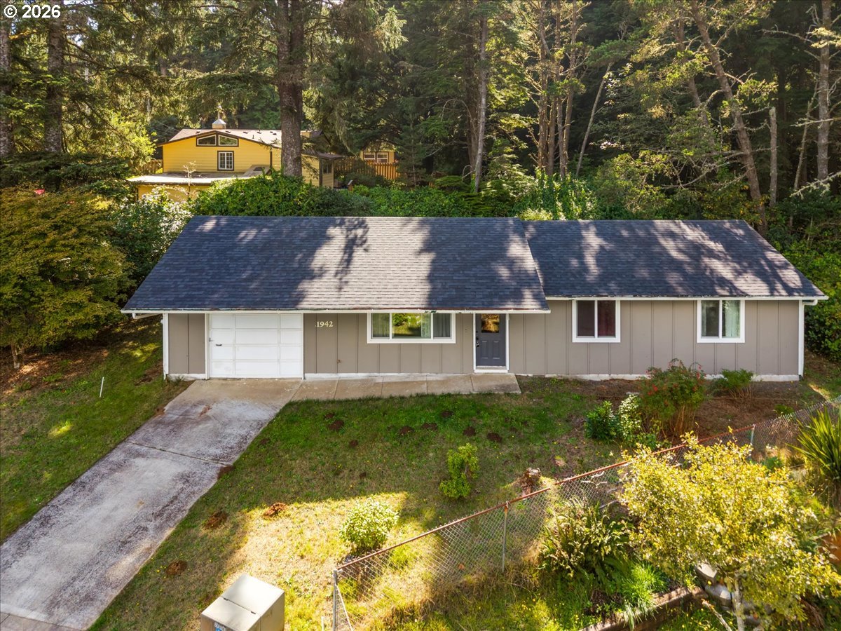 1942 SW Galley Ct — photo