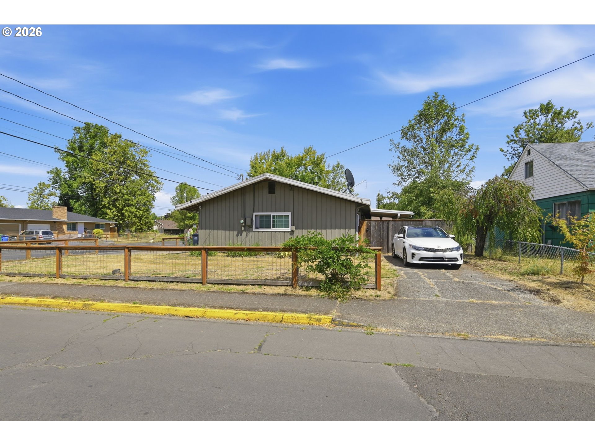 1990 W 18th Ave, Eugene, OR 97402 — photo 3