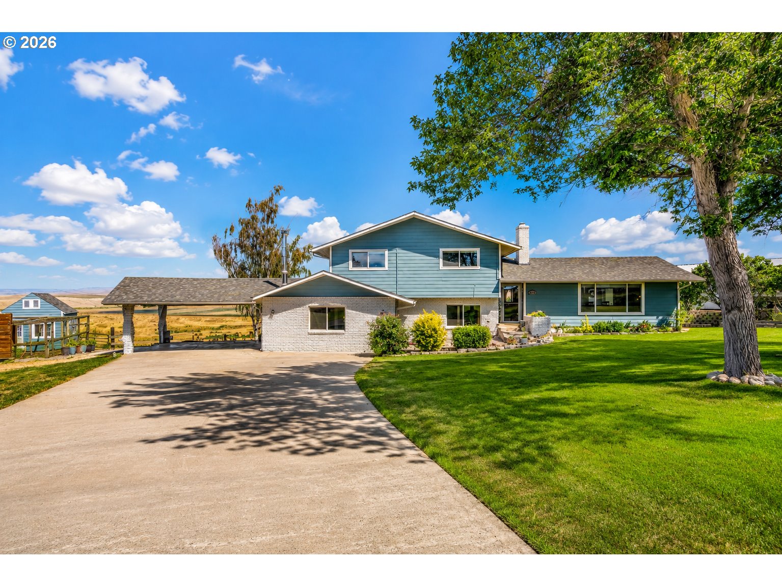71049 Arabian Dr — photo