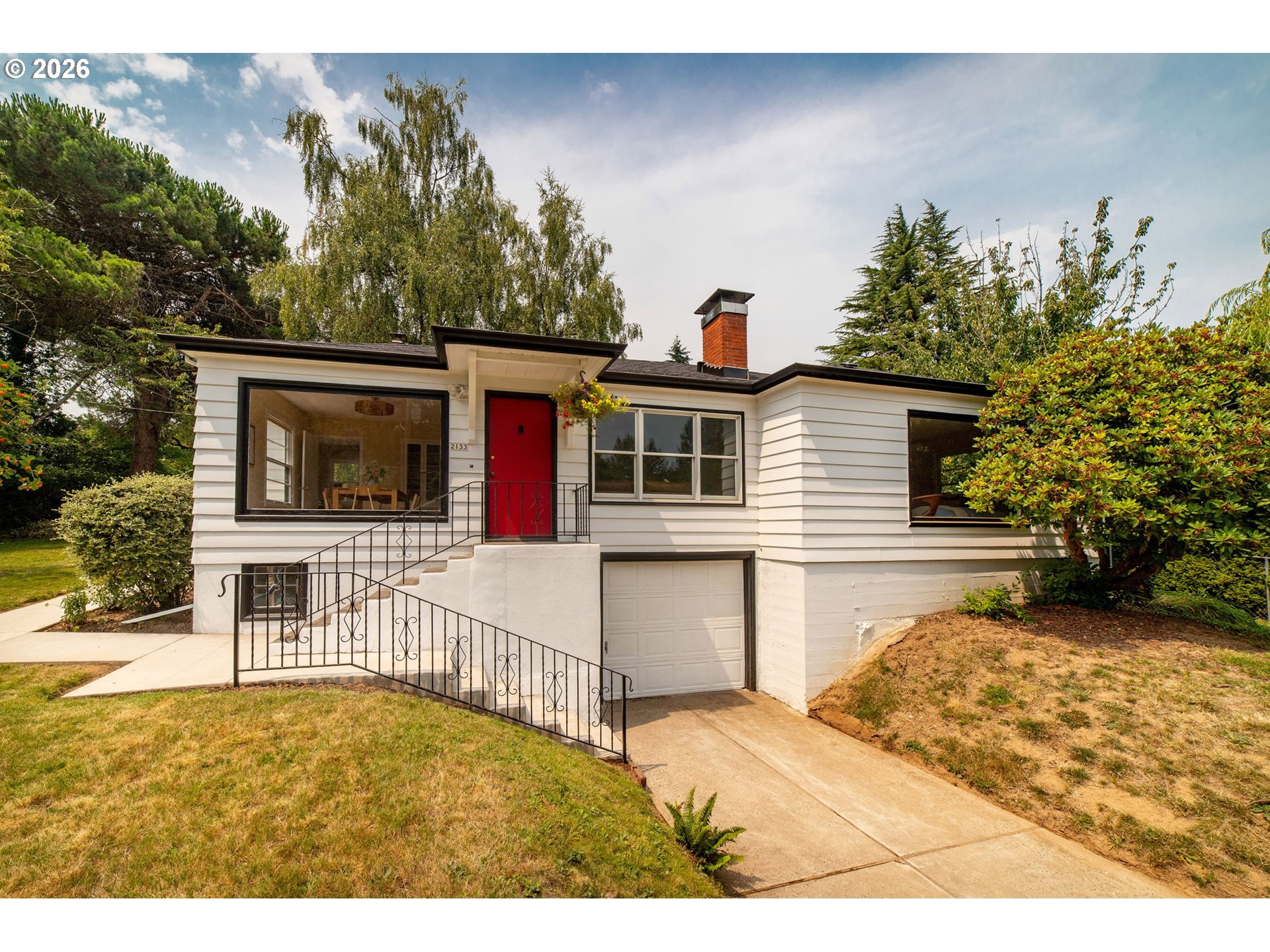 2133 SW Taylors Ferry Rd — photo