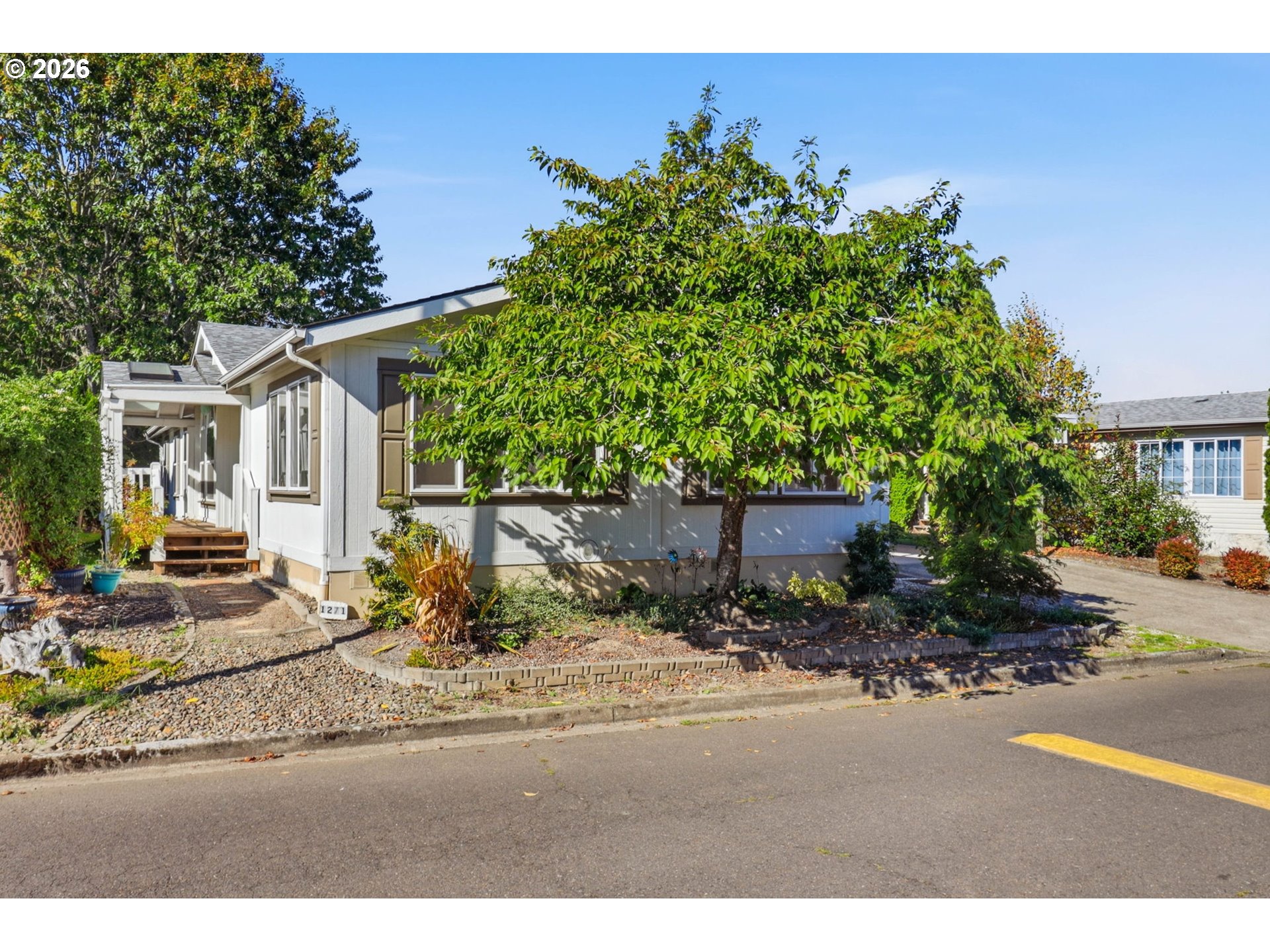 1271 SW Phyllis Dr — photo