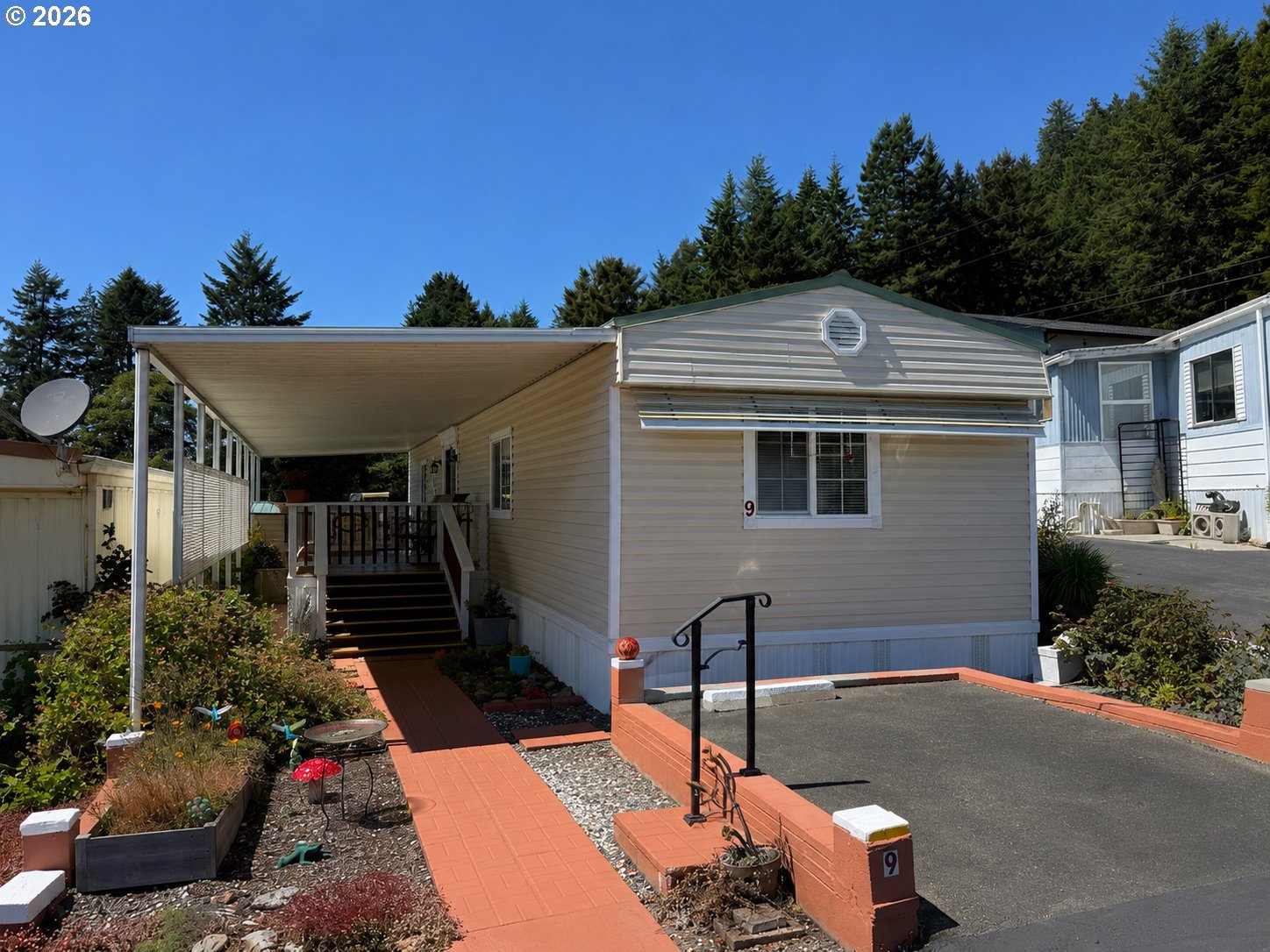 15765 Highway 101 9 — photo