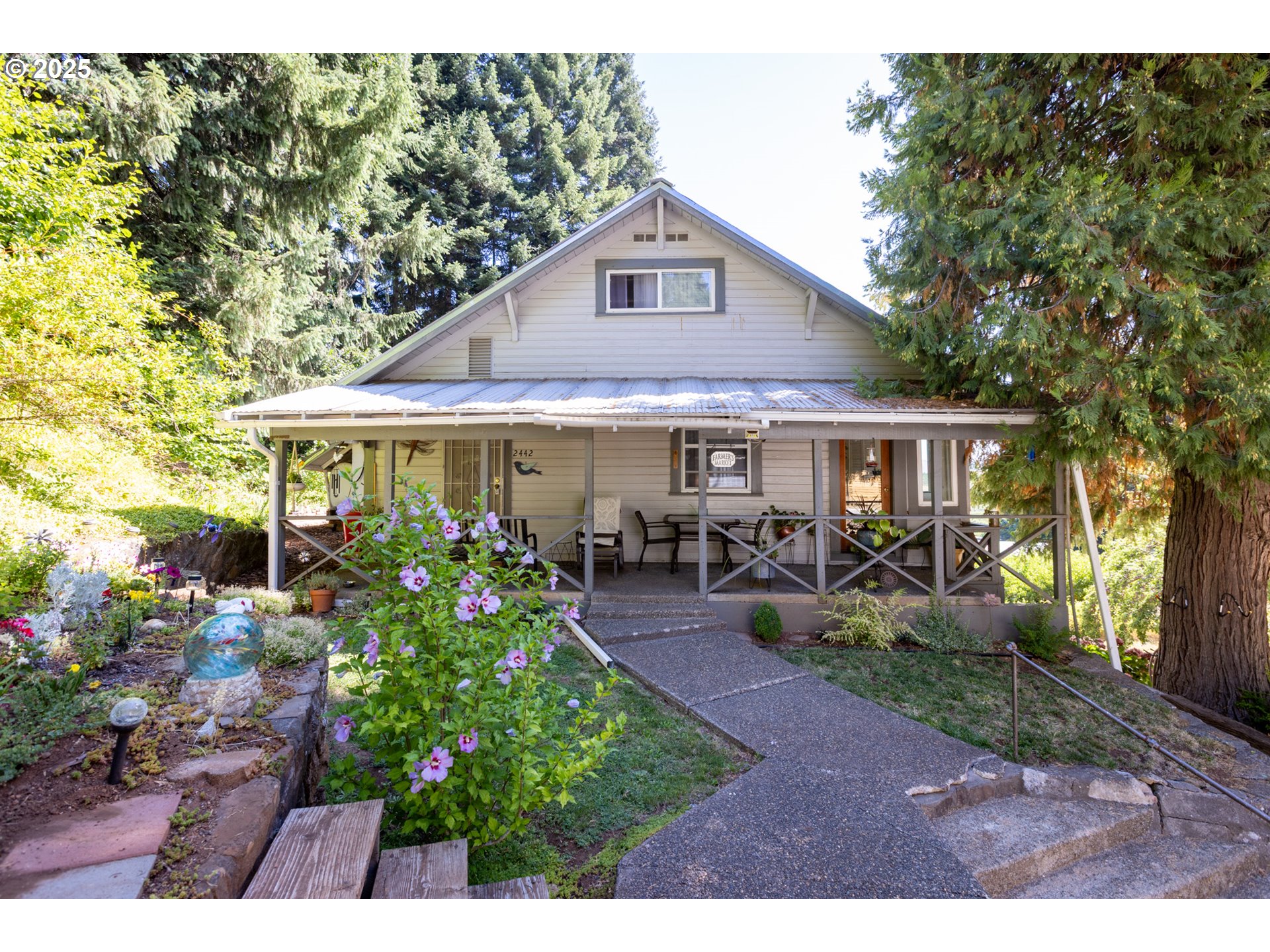 2442 Kingsley Rd — photo