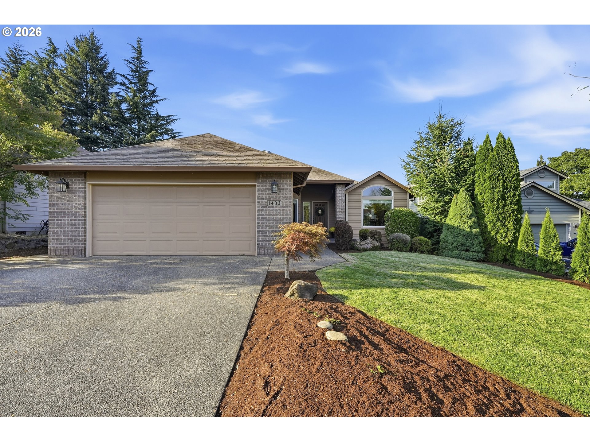 1433 Begonia Ave — photo