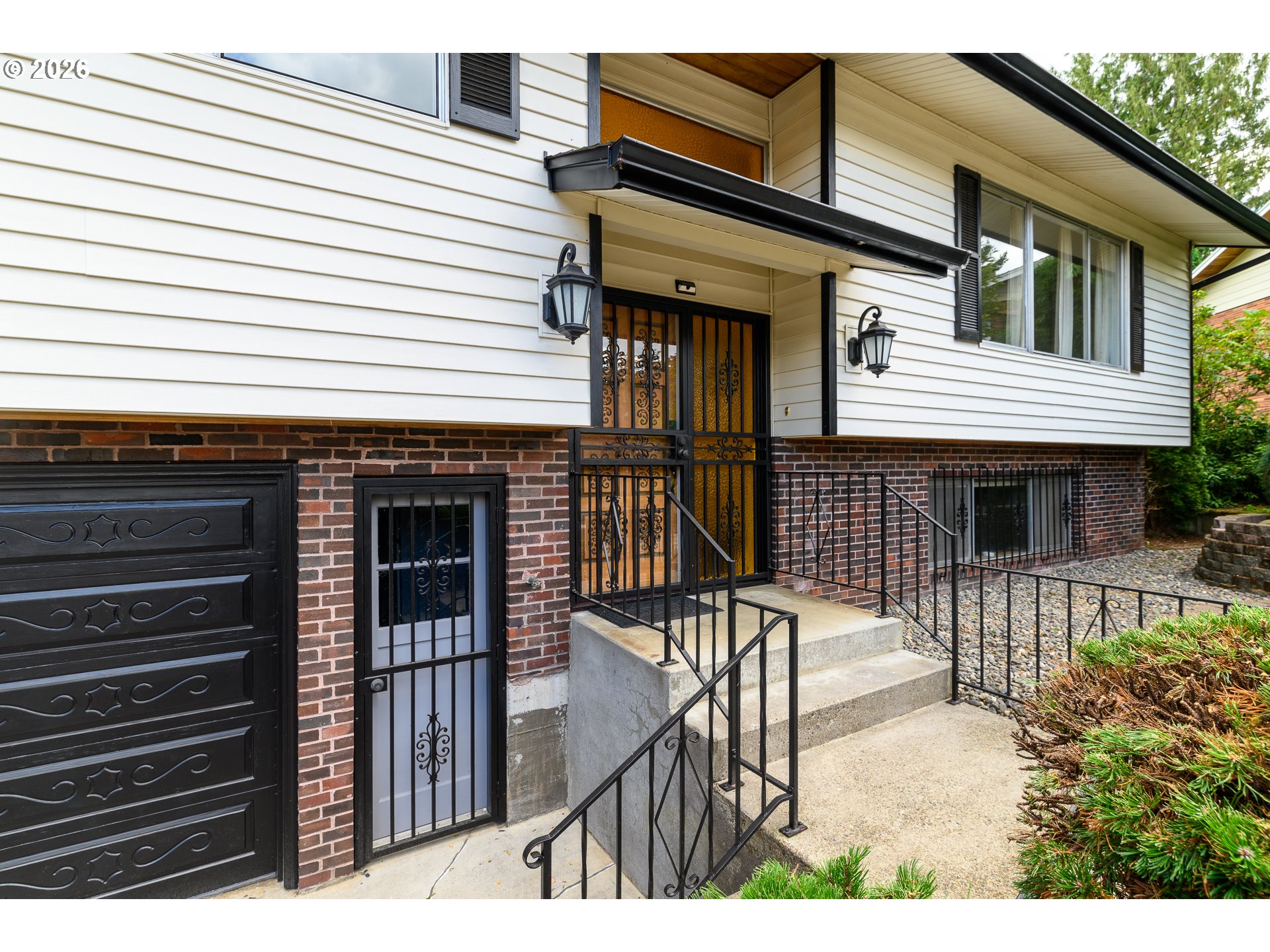 820 NE 168th Pl, Portland, OR 97230 — photo 3