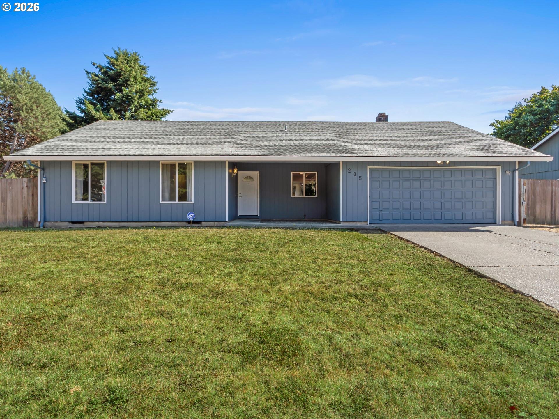205 NW Loan Pl — photo