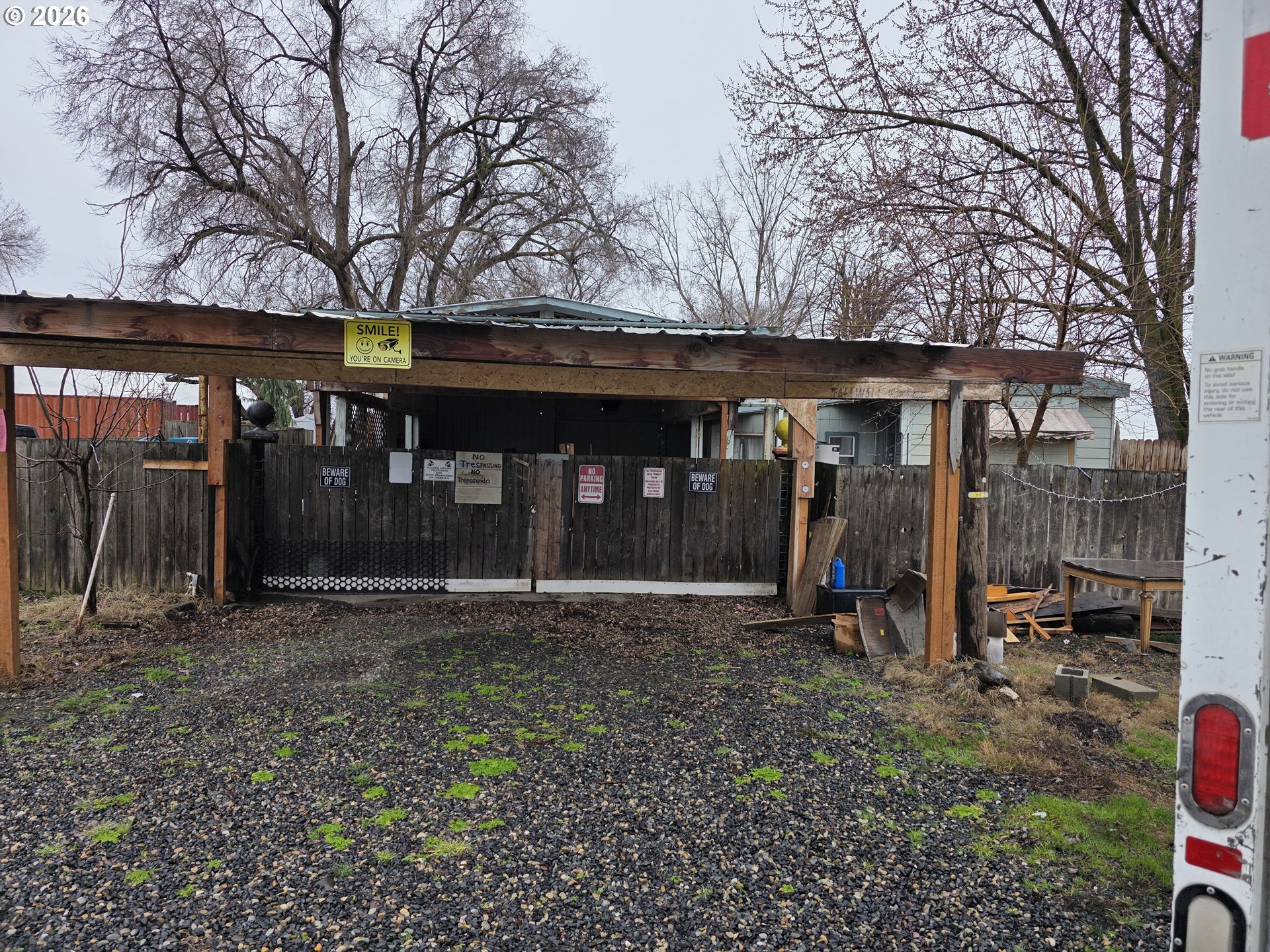 81876 Highway 395 — photo
