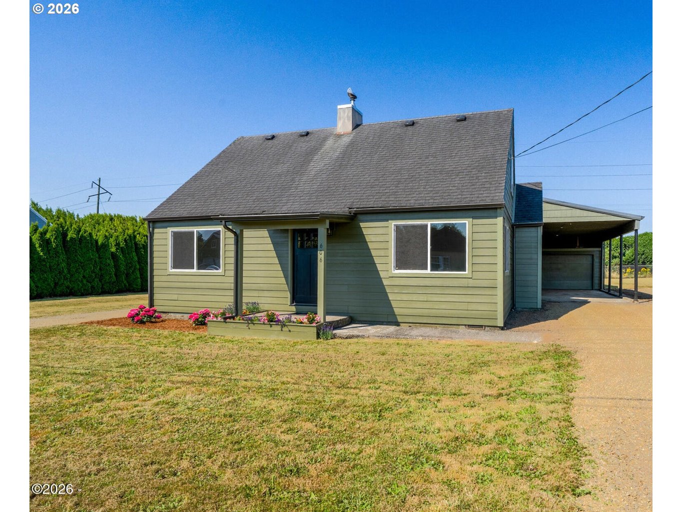 606 Evergreen Dr — photo