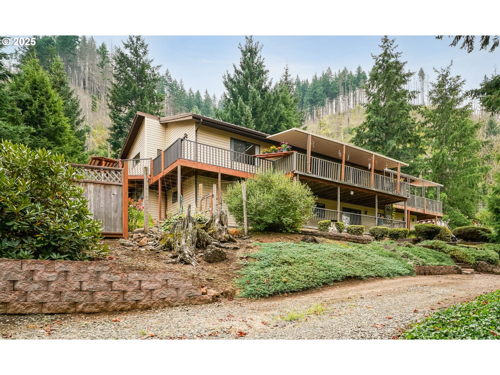 11046 Winstanley Dr SE — photo