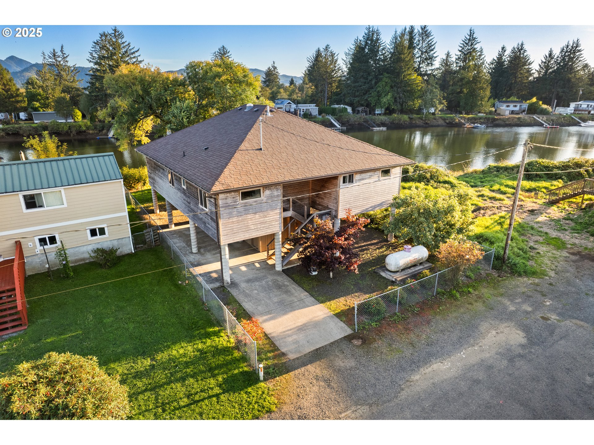 15515 Liars Lair Rd, Nehalem, OR 97131 — photo 2