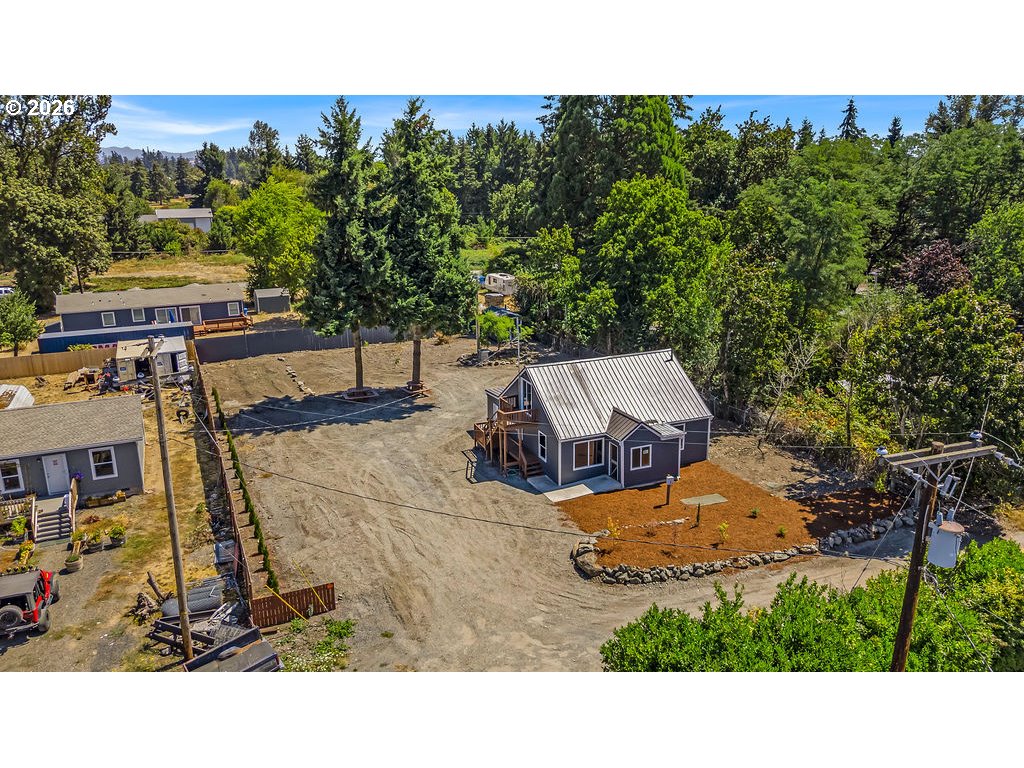 11557 McClellan Ln — photo