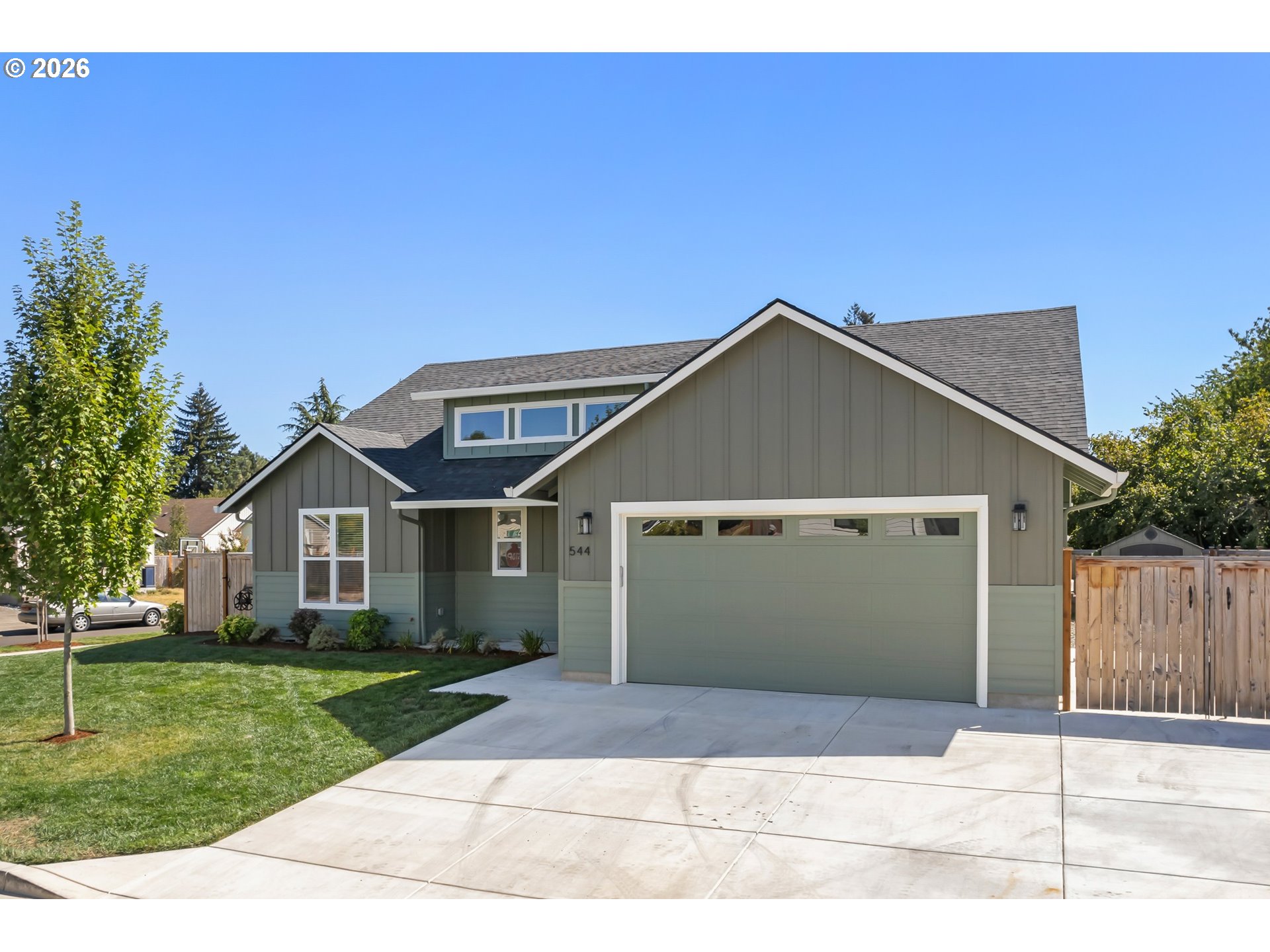 544 Buster Ln — photo