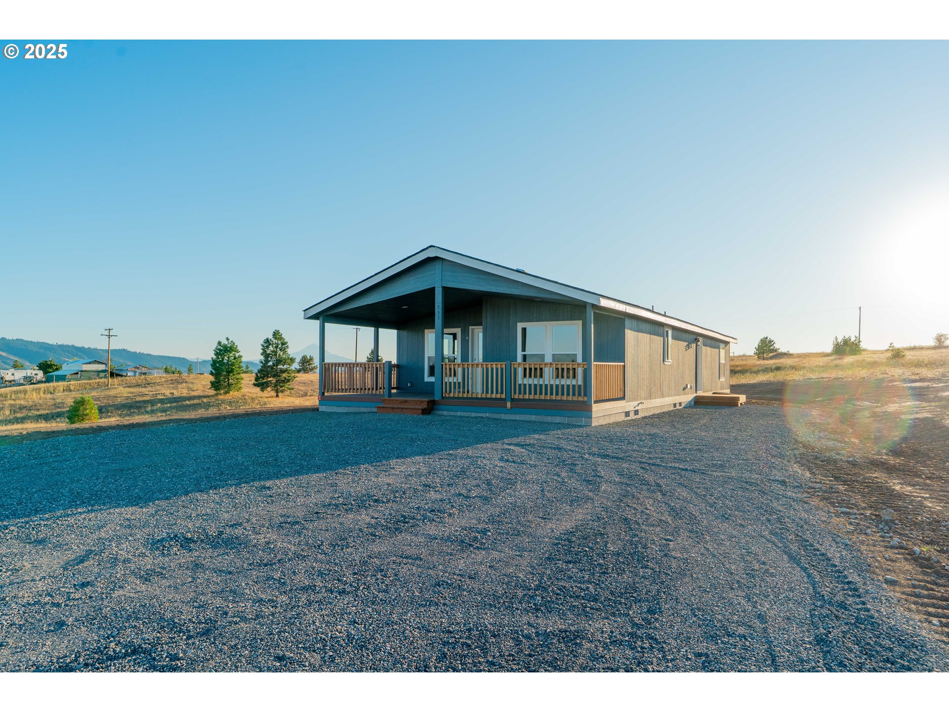 955 High Prairie Rd, Lyle, WA 98635 — photo 2