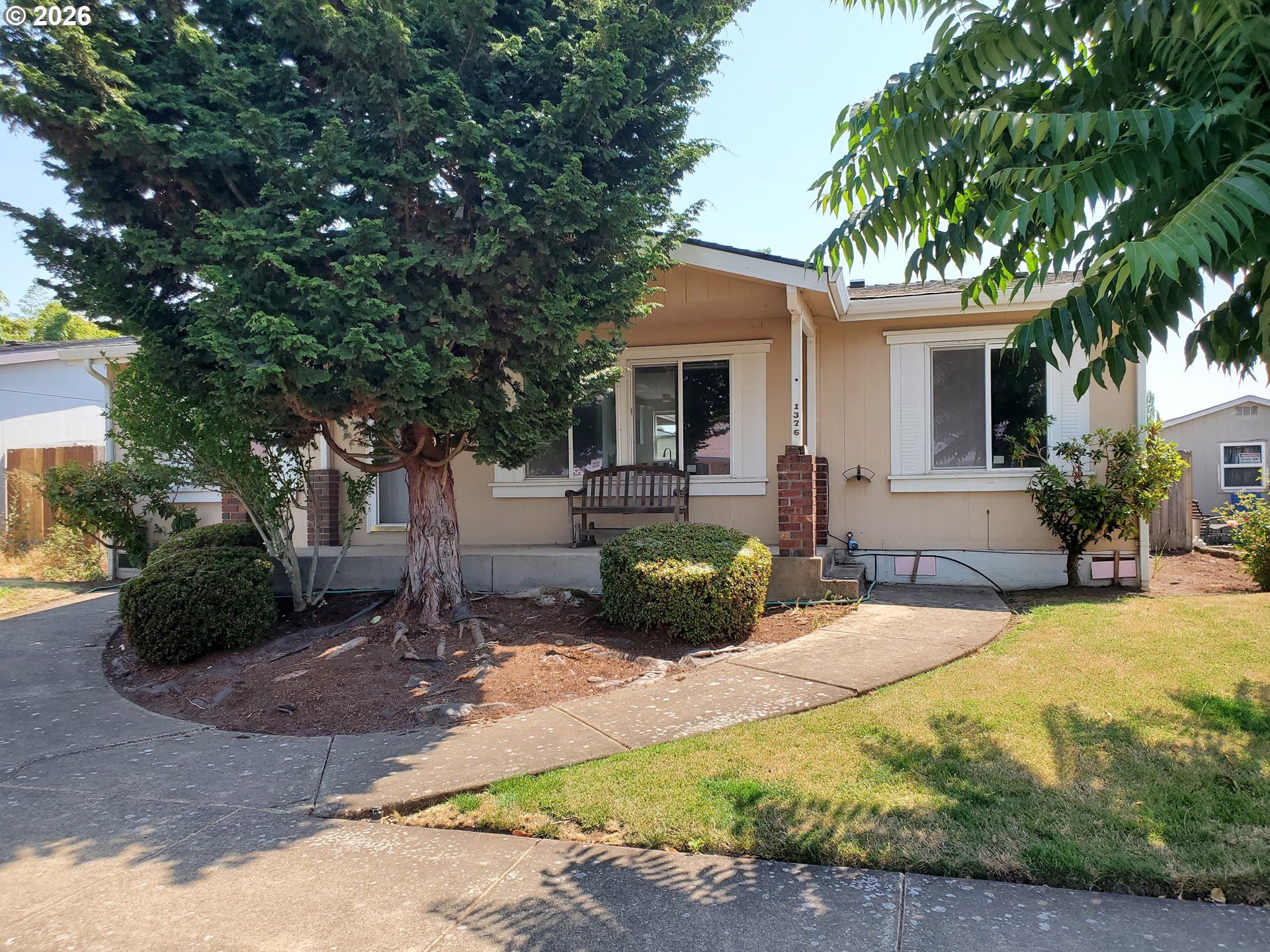 1376 David Ave — photo