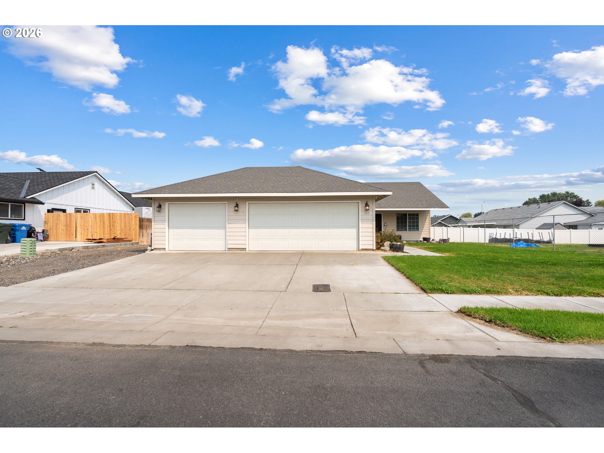 728 W Pheasant Ave — photo