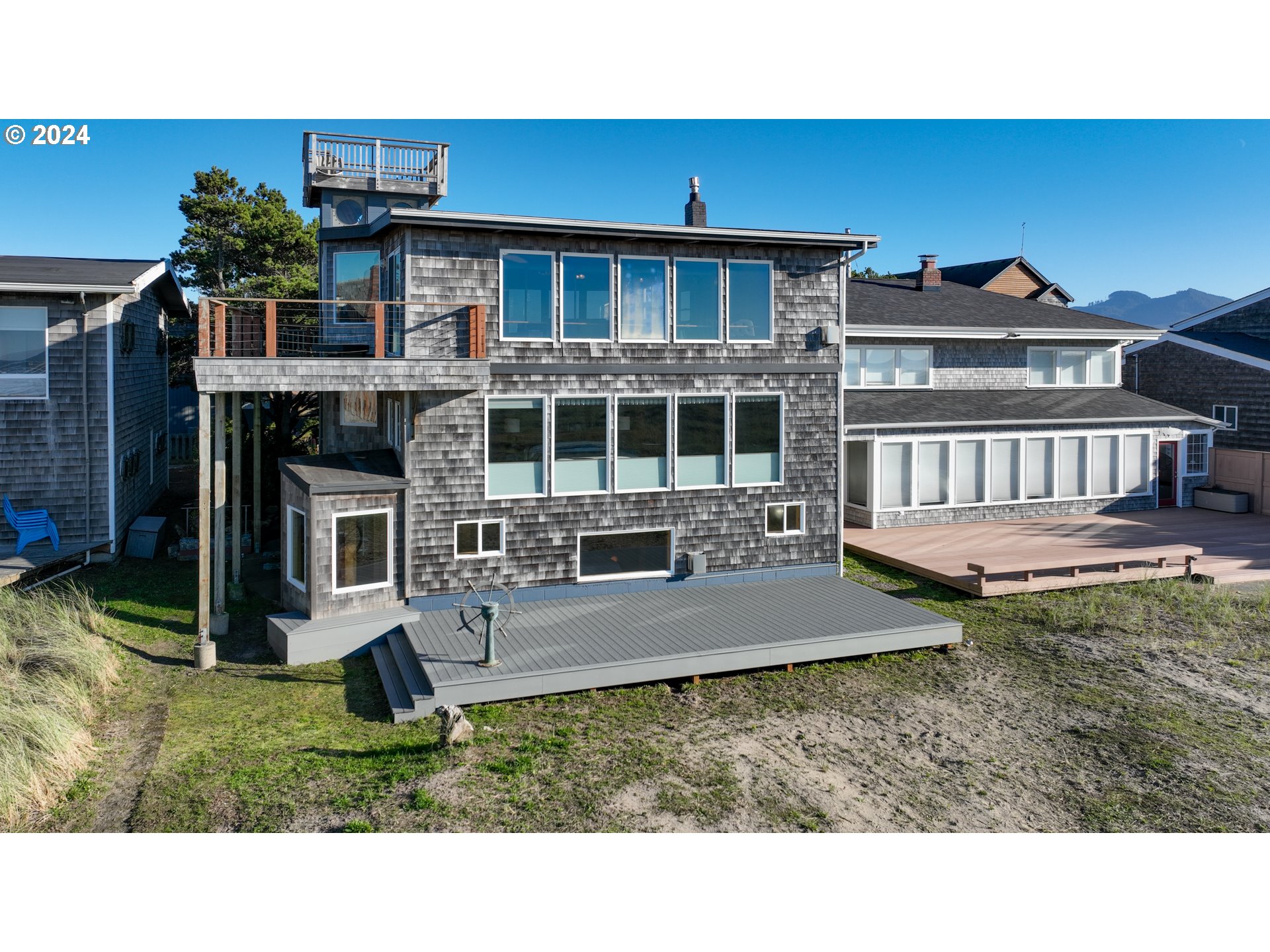 1807 N Prom — photo