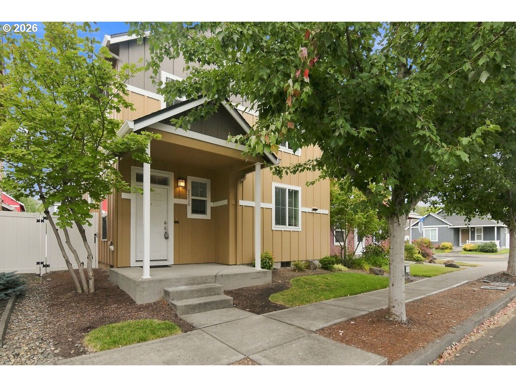 1210 SE 7th St — photo