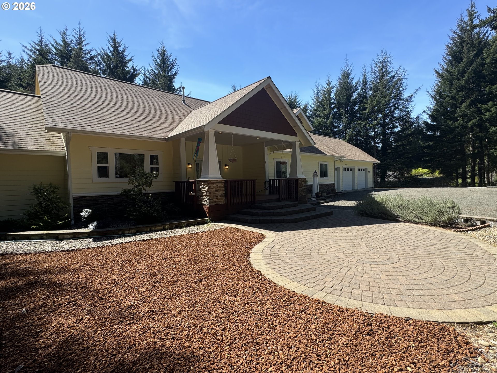 83269 Clear Lake Rd — photo