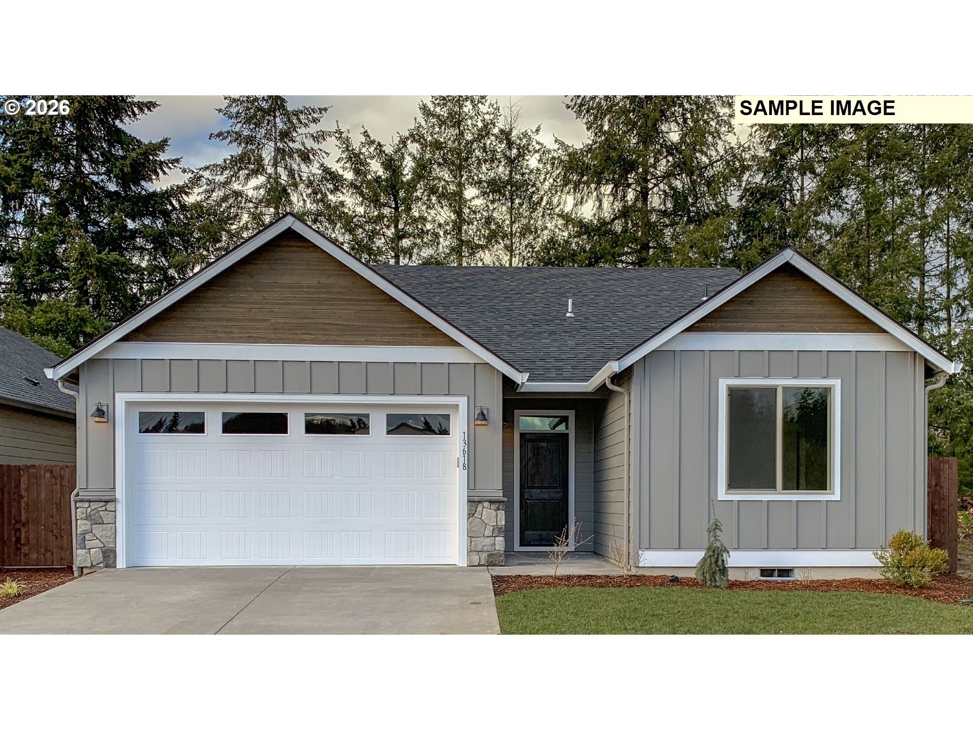 2214 E Dalmatian Dr — photo