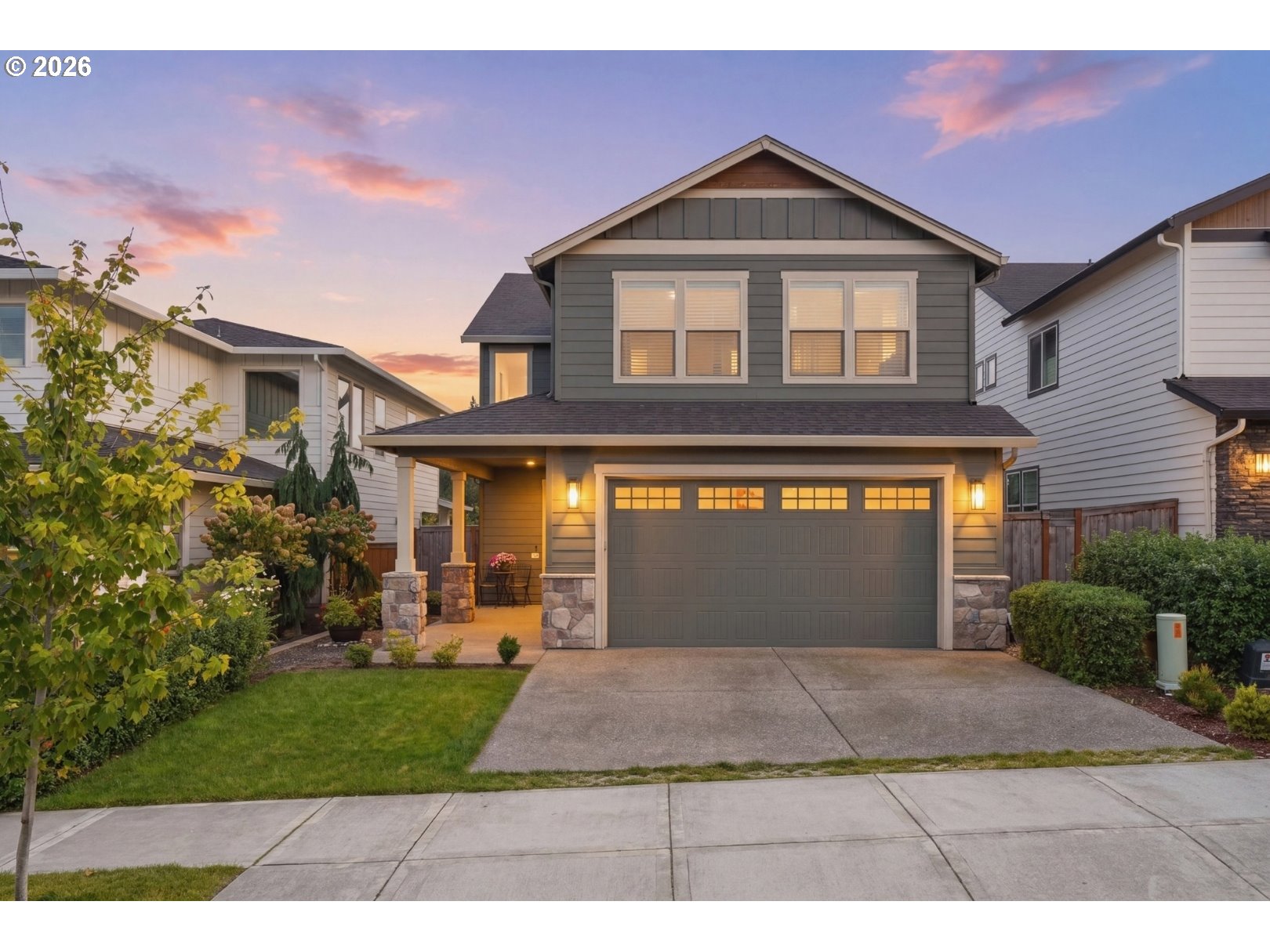 2523 S White Salmon Dr — photo