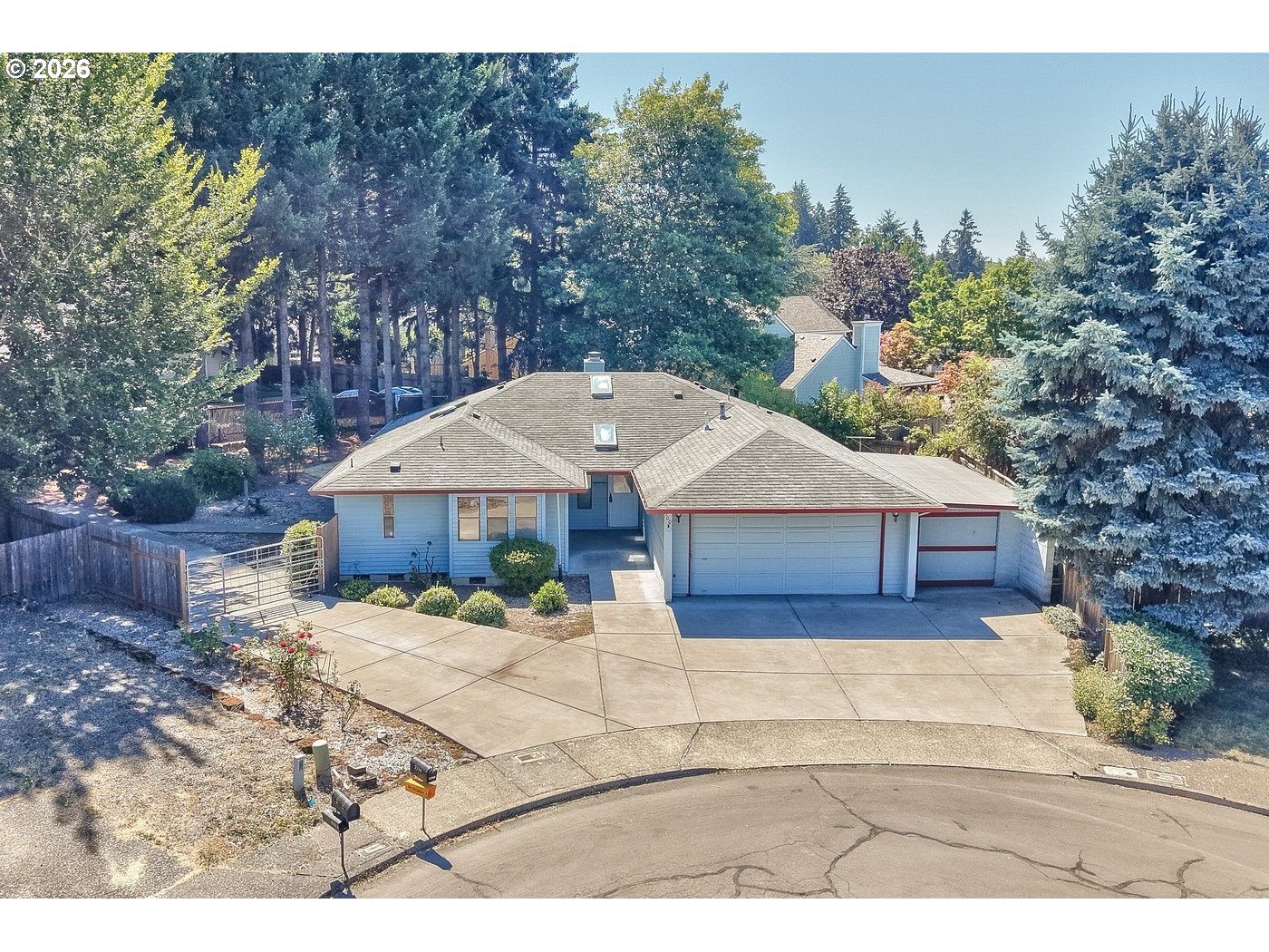 7700 SW Tournament Ct — photo
