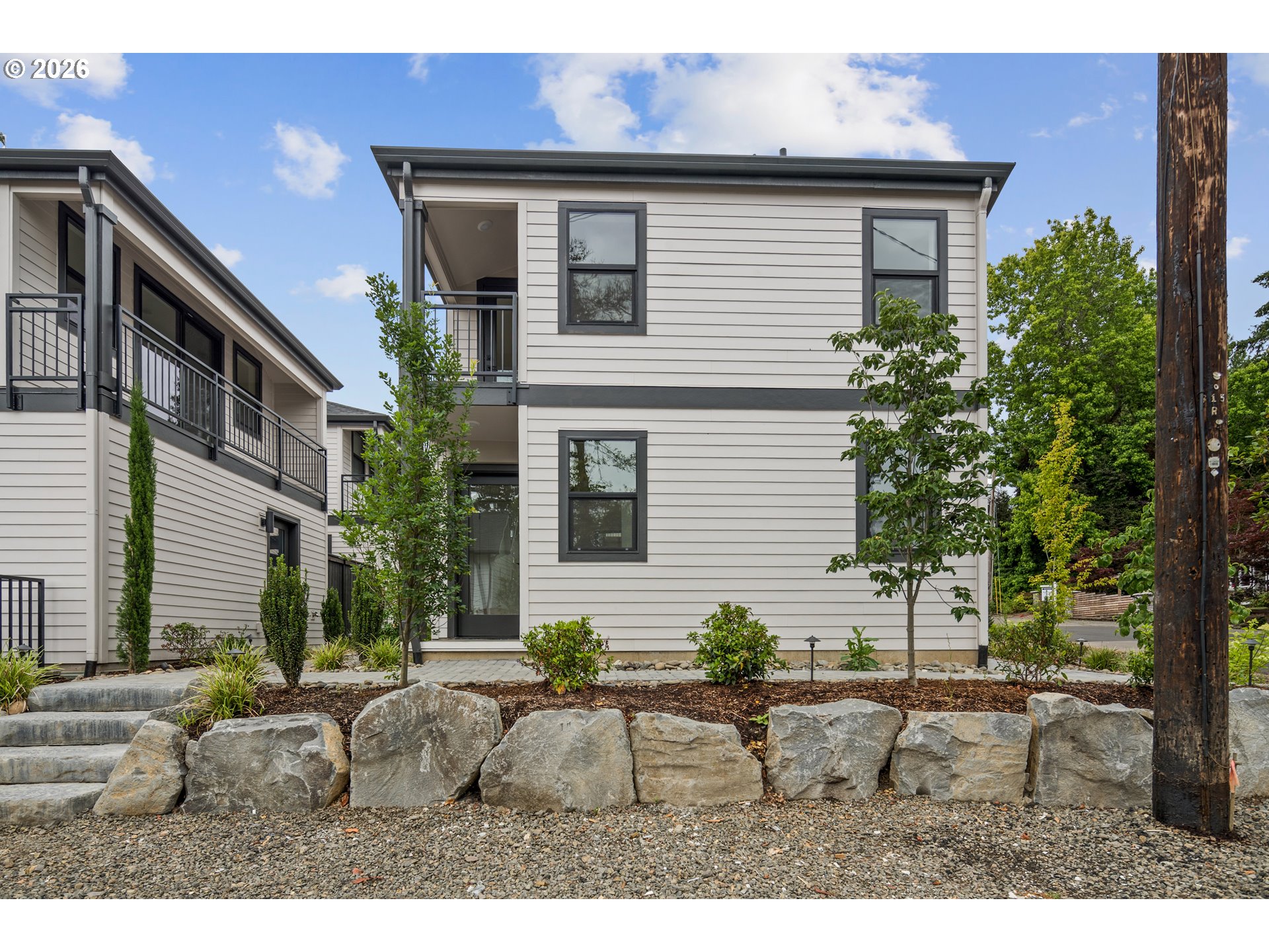 242 G Ave — photo