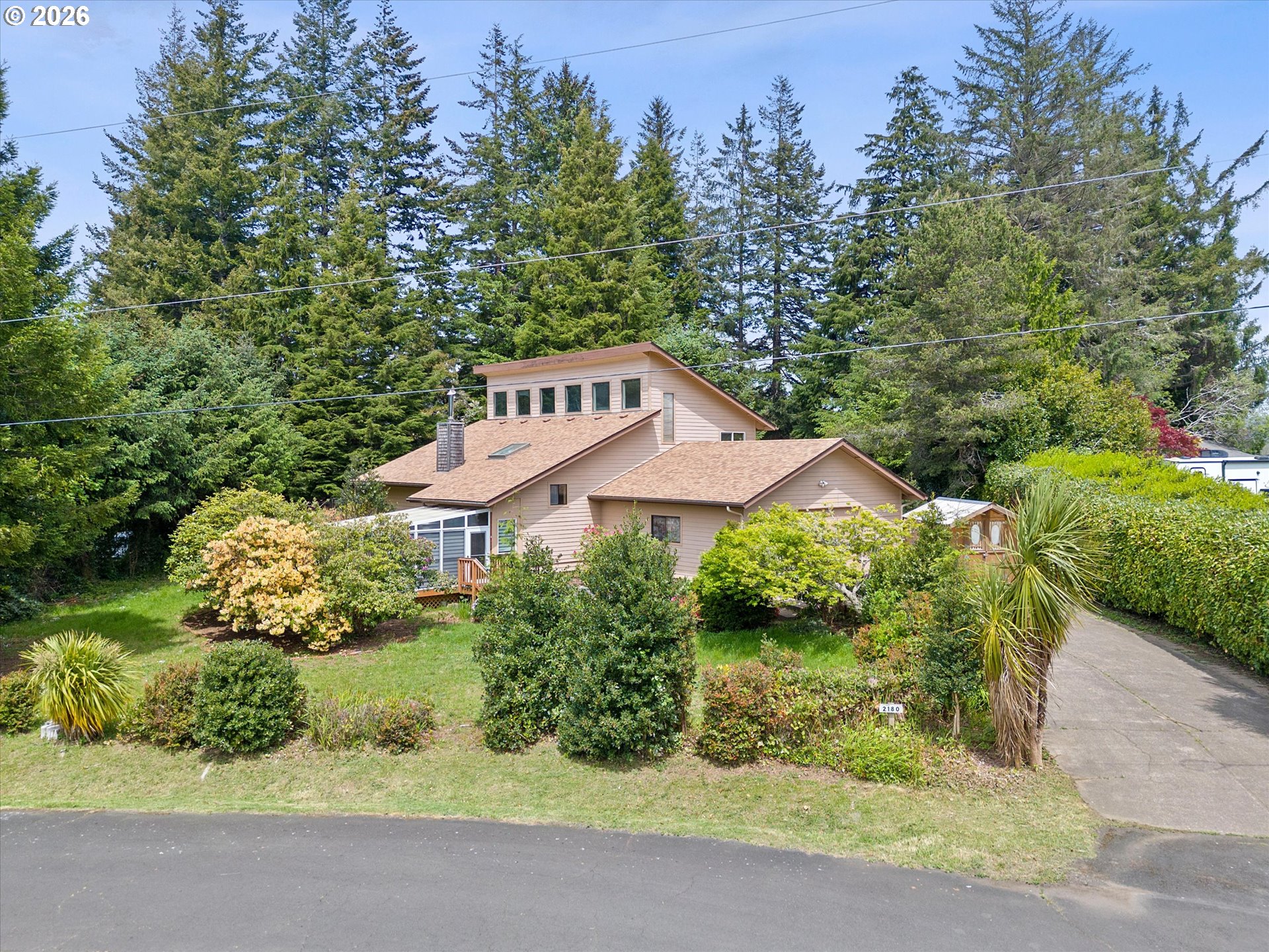 2180 SE Alsea Way — photo