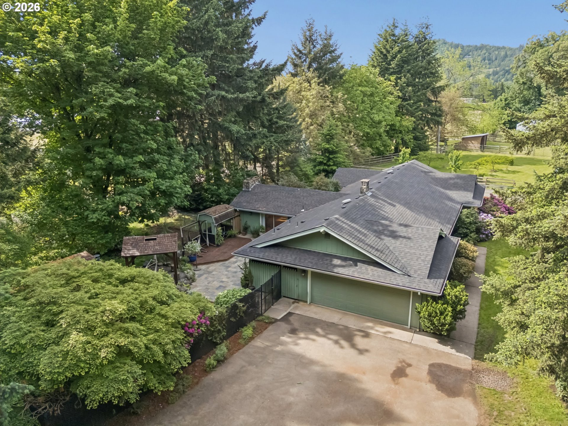 33670 McKenzie View Dr, Eugene, OR 97408 — photo 3