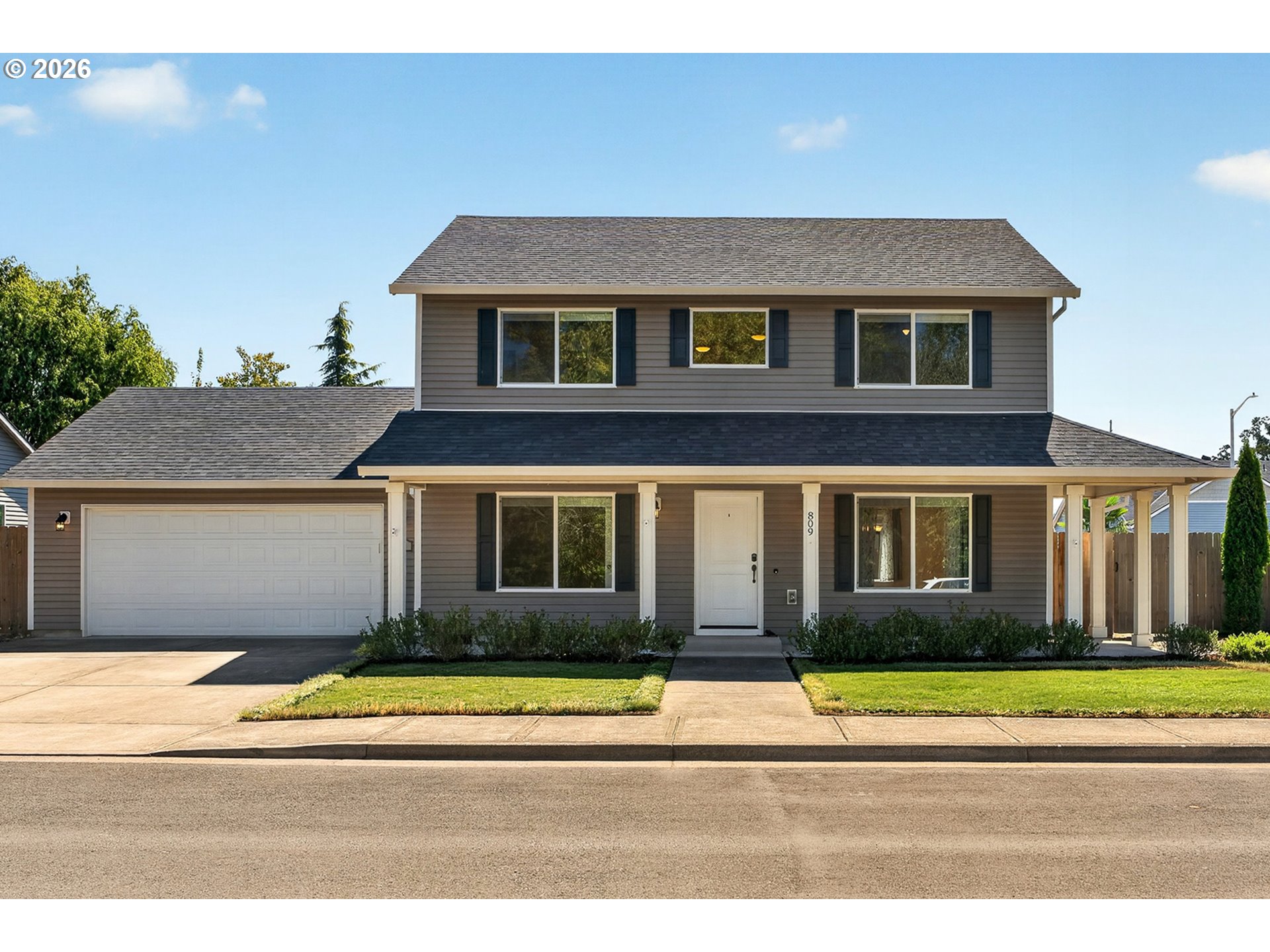 809 Stowers Rd, Molalla, OR 97038
