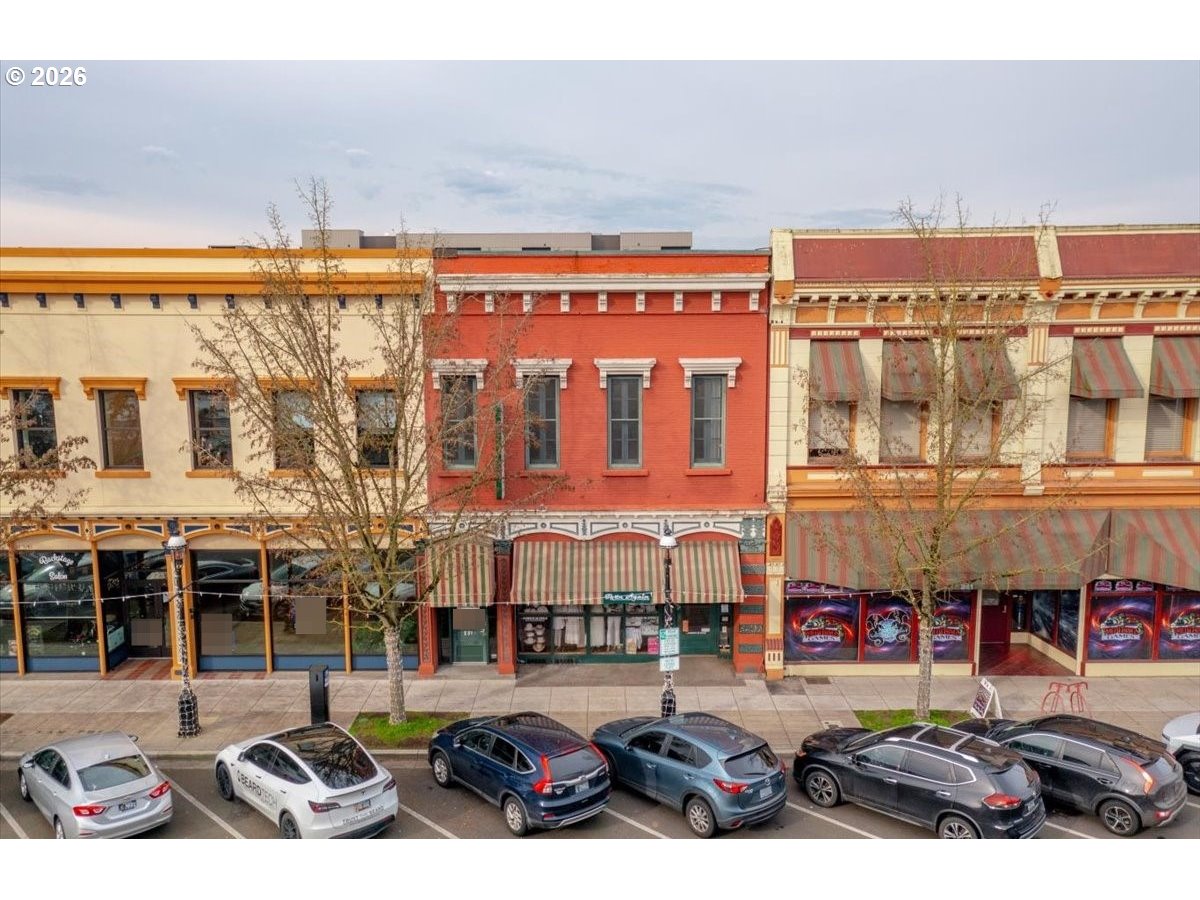 231 Commercial St NE — photo