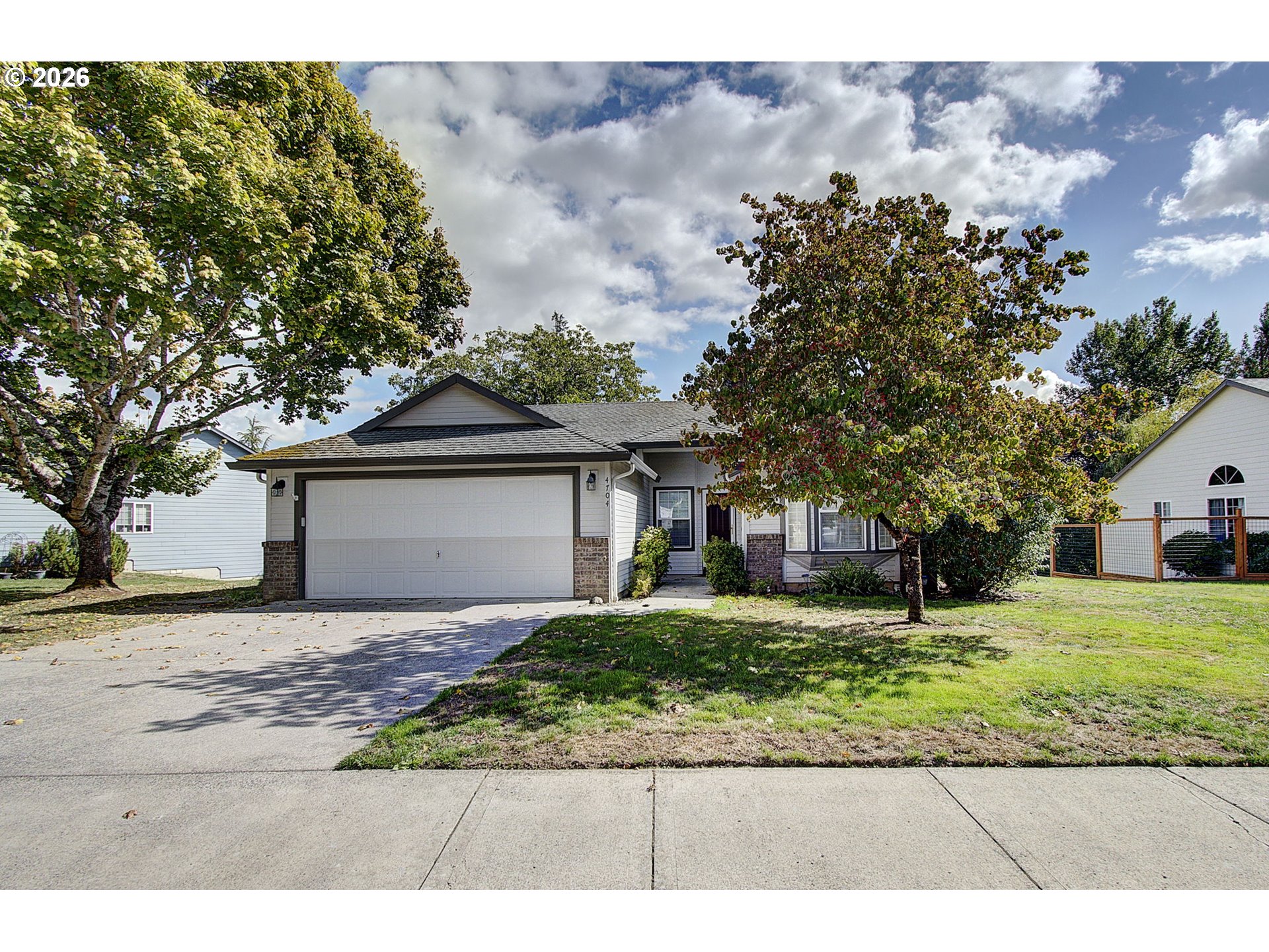 4704 Rolling Meadows Dr — photo
