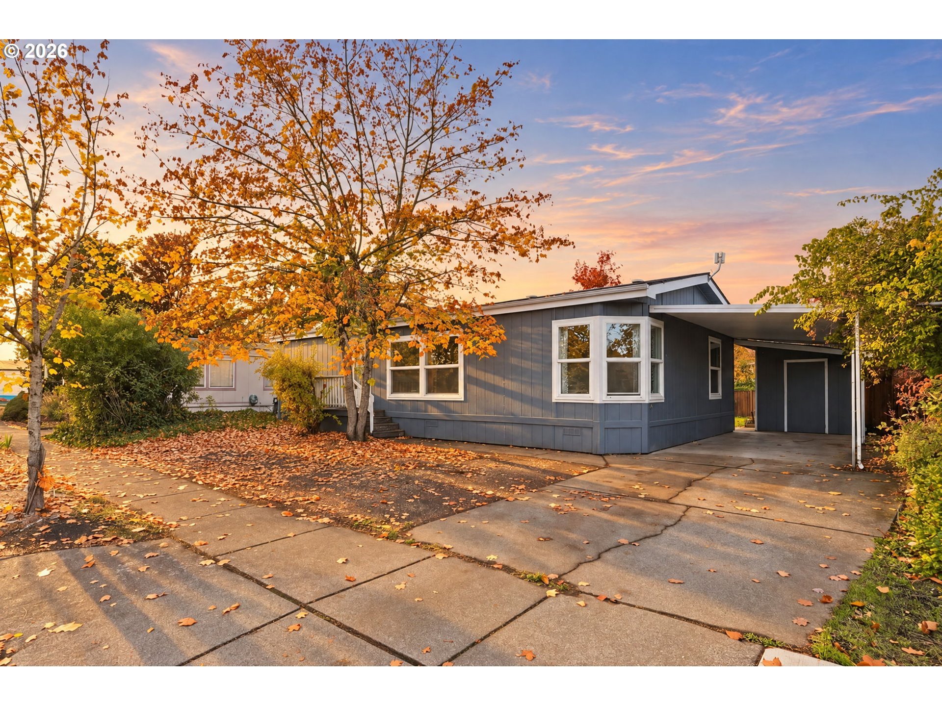 606 Scotts Glen Dr — photo