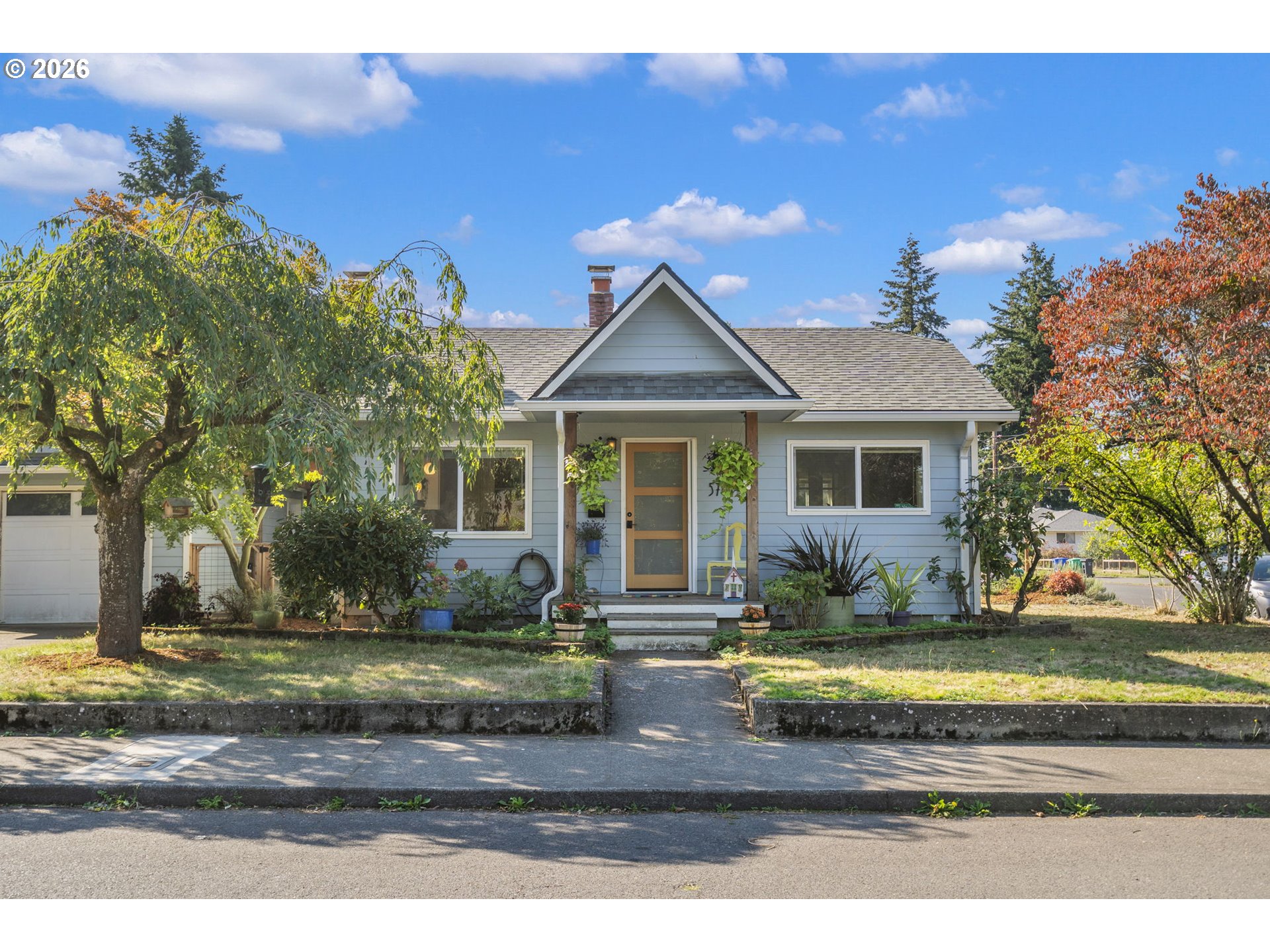 5704 SE Steele St — photo