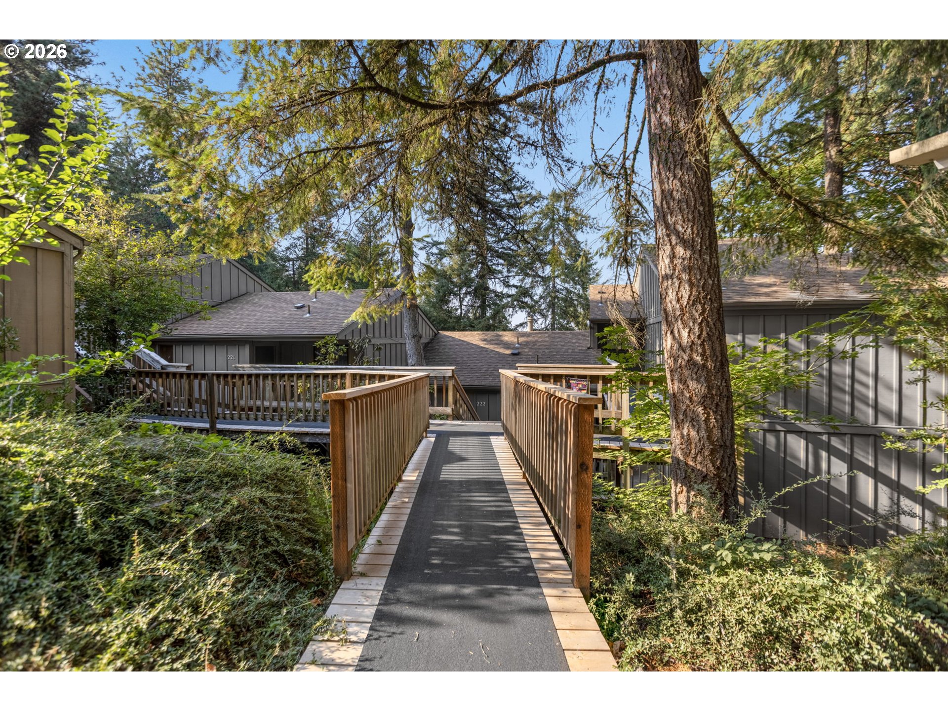 223 Trailside Loop, Eugene, OR 97405 — photo 2