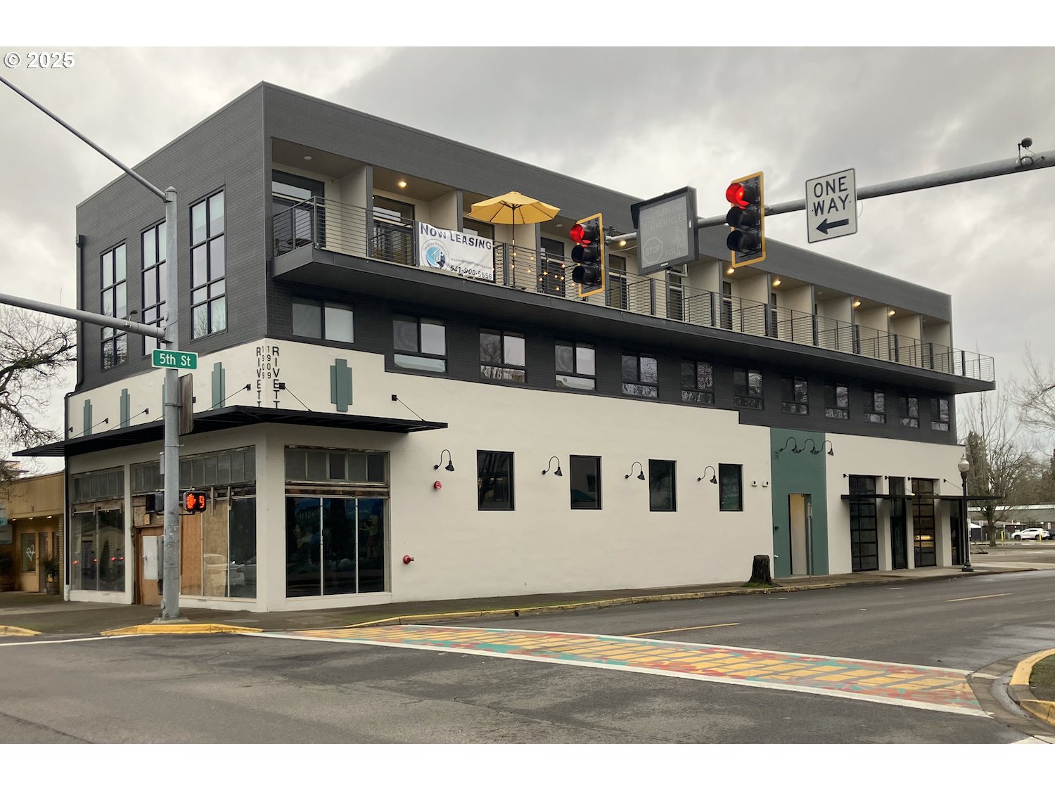 488 Main St, Springfield, OR 97477