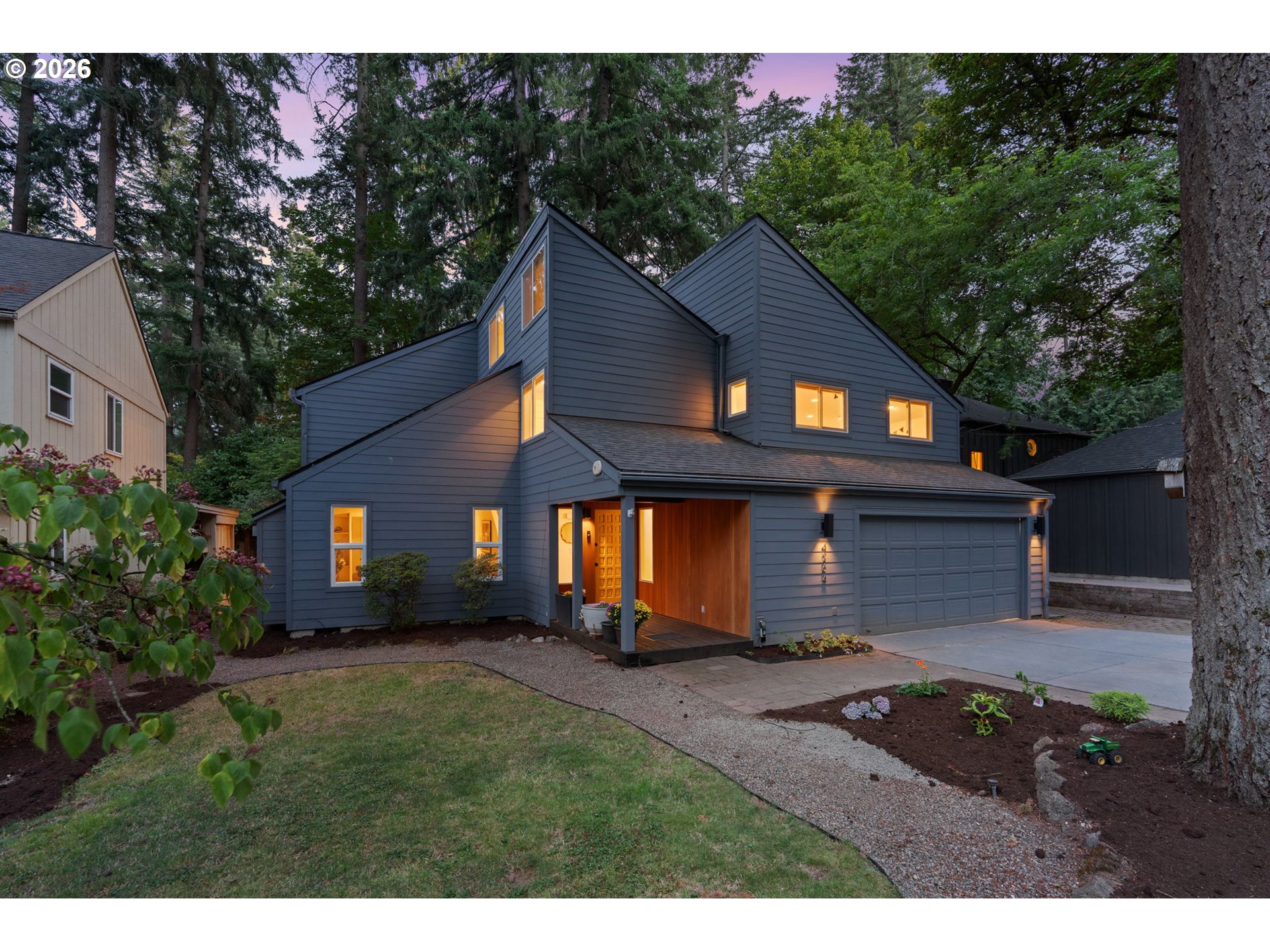 4264 Harvey Way — photo