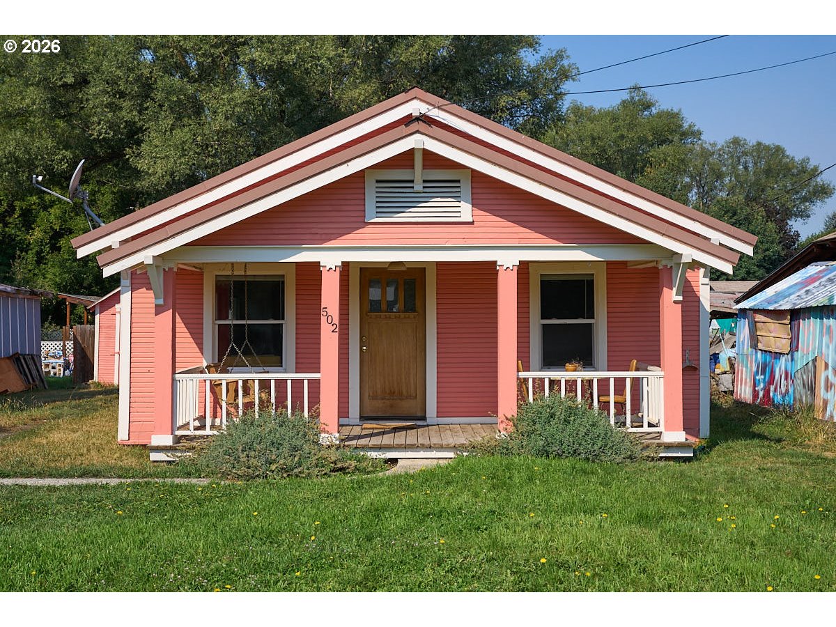 502 Depot St — photo