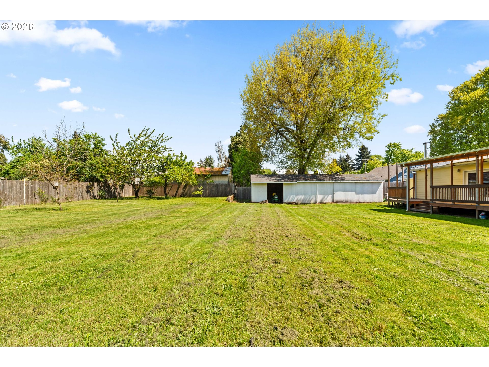 233 Howard Ave, Eugene, OR 97404 — photo 2