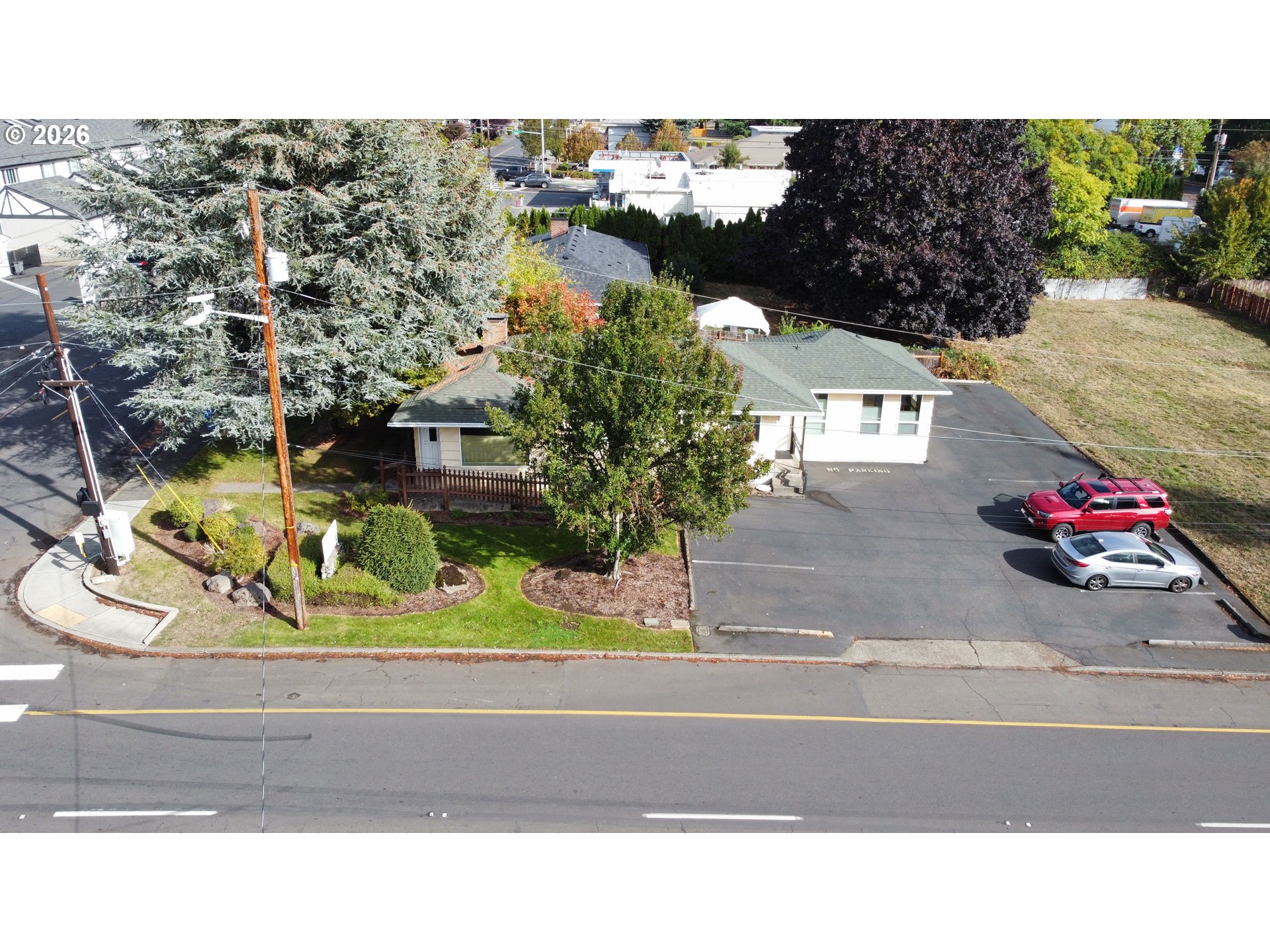 4805 NE St James Rd — photo